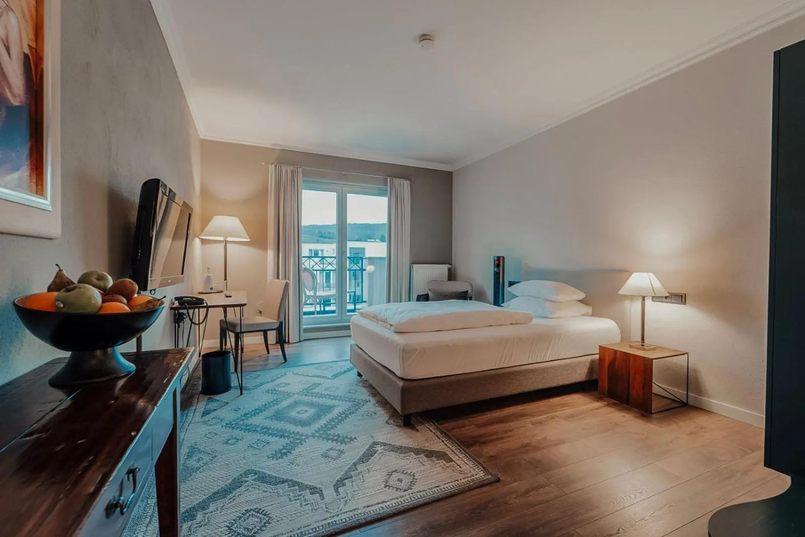 Seating area, Bed in Hotel Villa Toskana