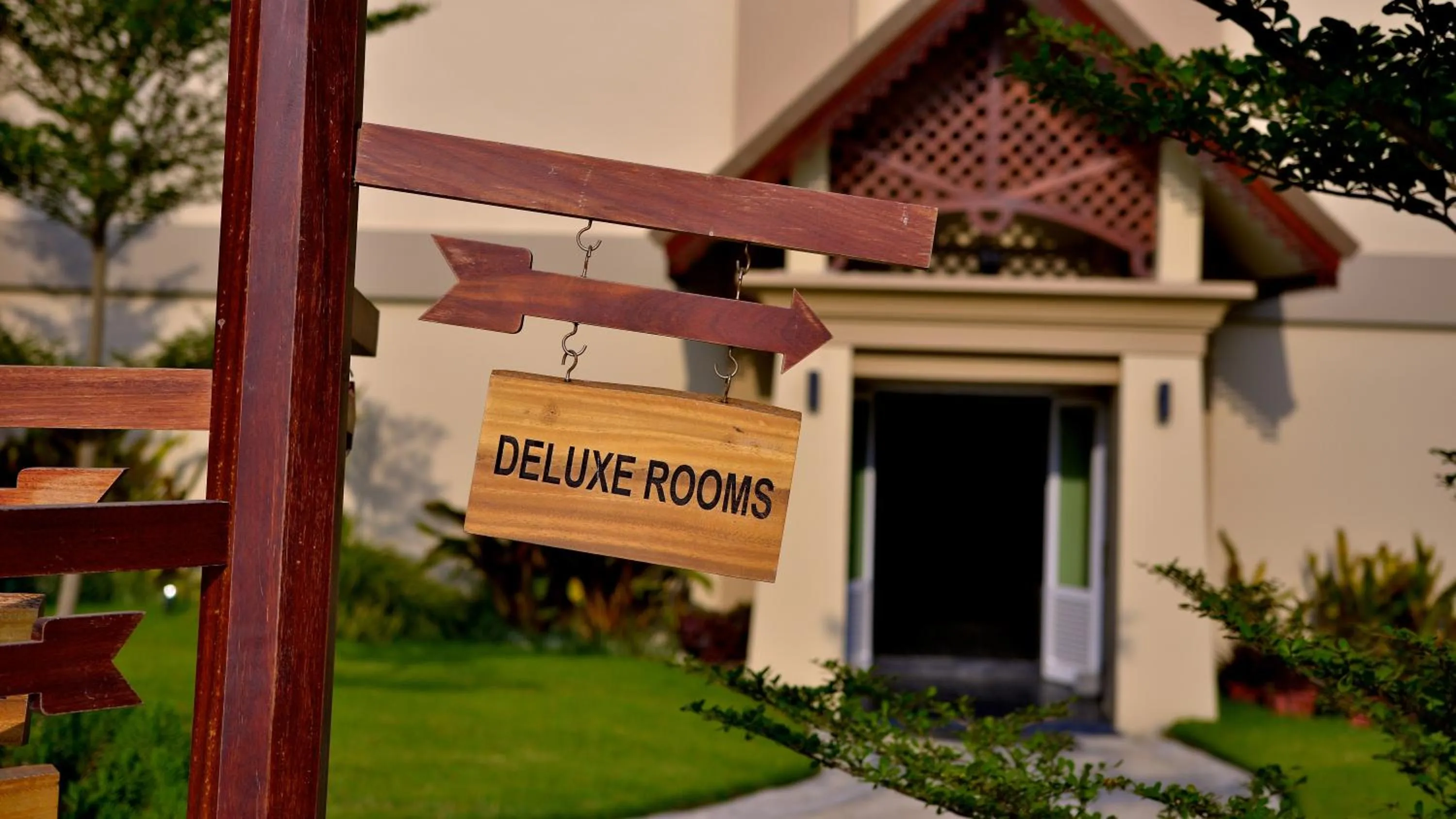 Garden in Emerald Palace Hotel