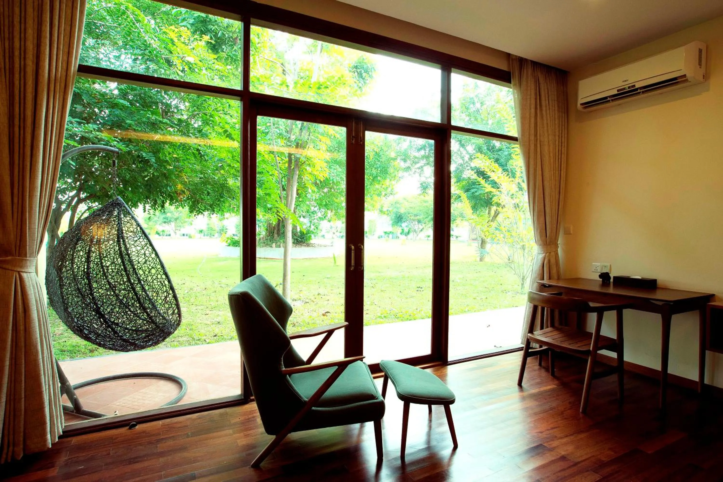 Garden view in Emerald Palace Hotel