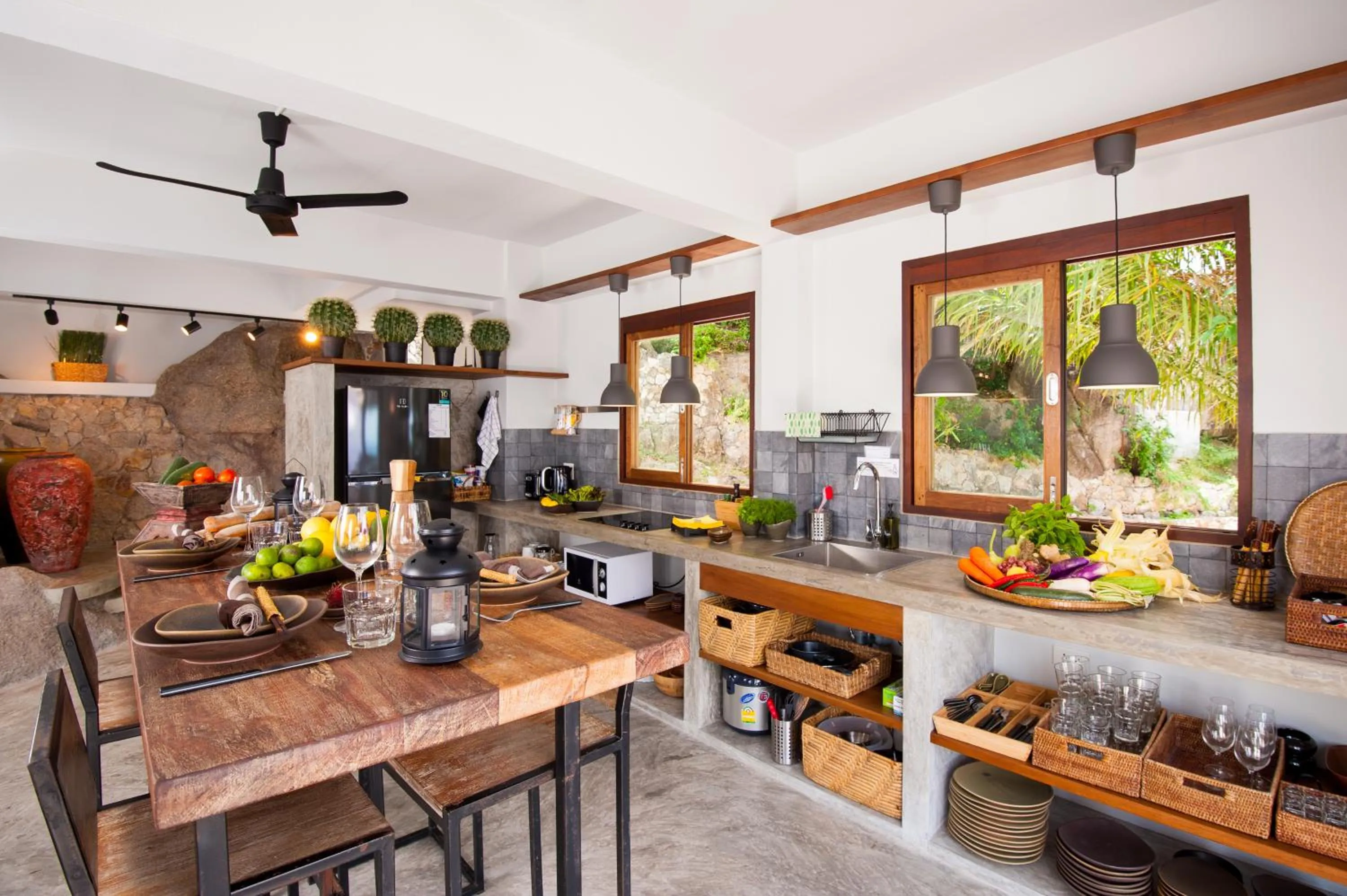 Kitchen or kitchenette in Cape Shark Villas