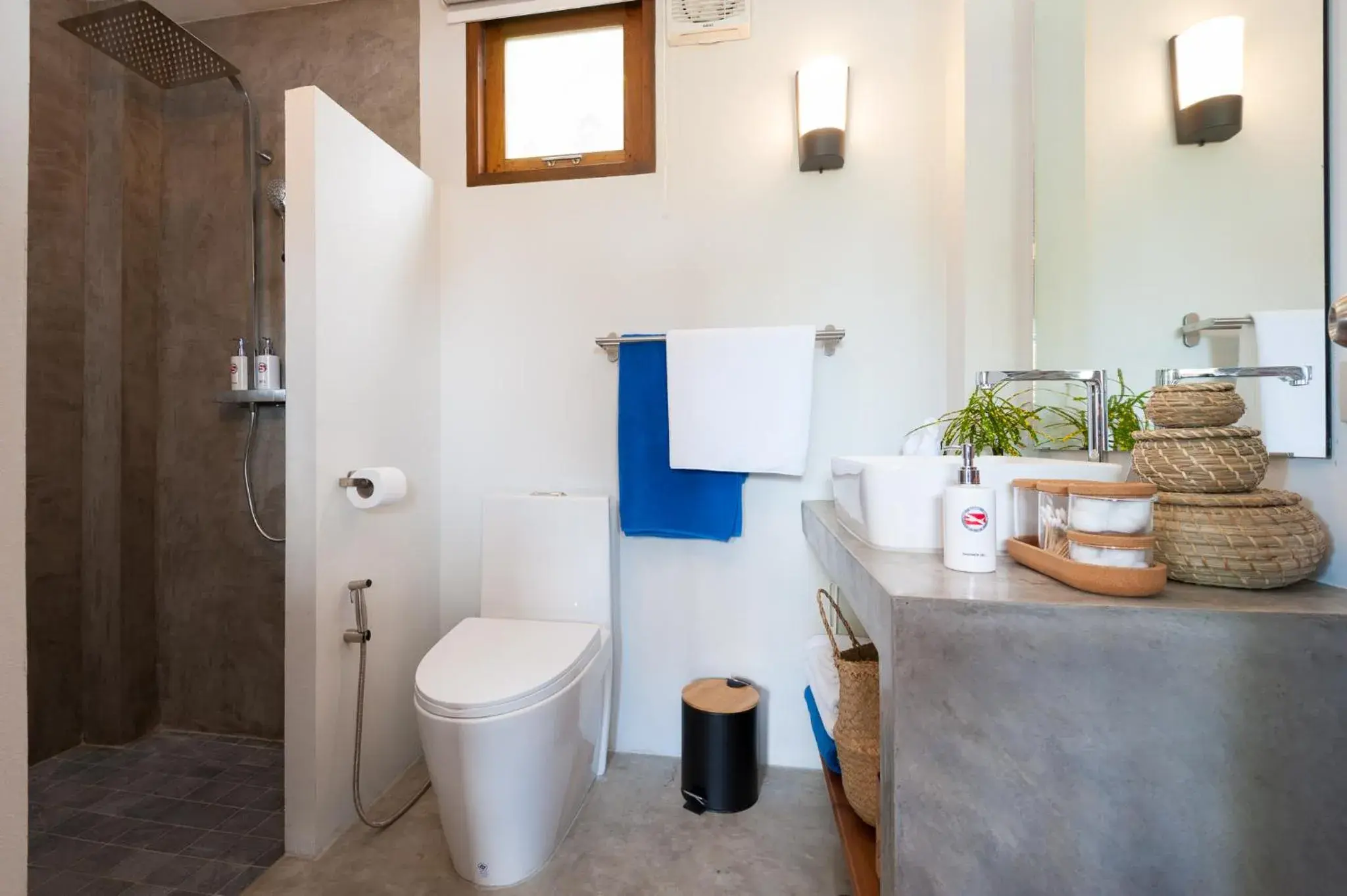 C5D One-Bedroom Private Pool Villa with Seafront in Cape Shark Villas C5D One-Bedroom Private Pool Villa with Seafront in Cape Shark Villas