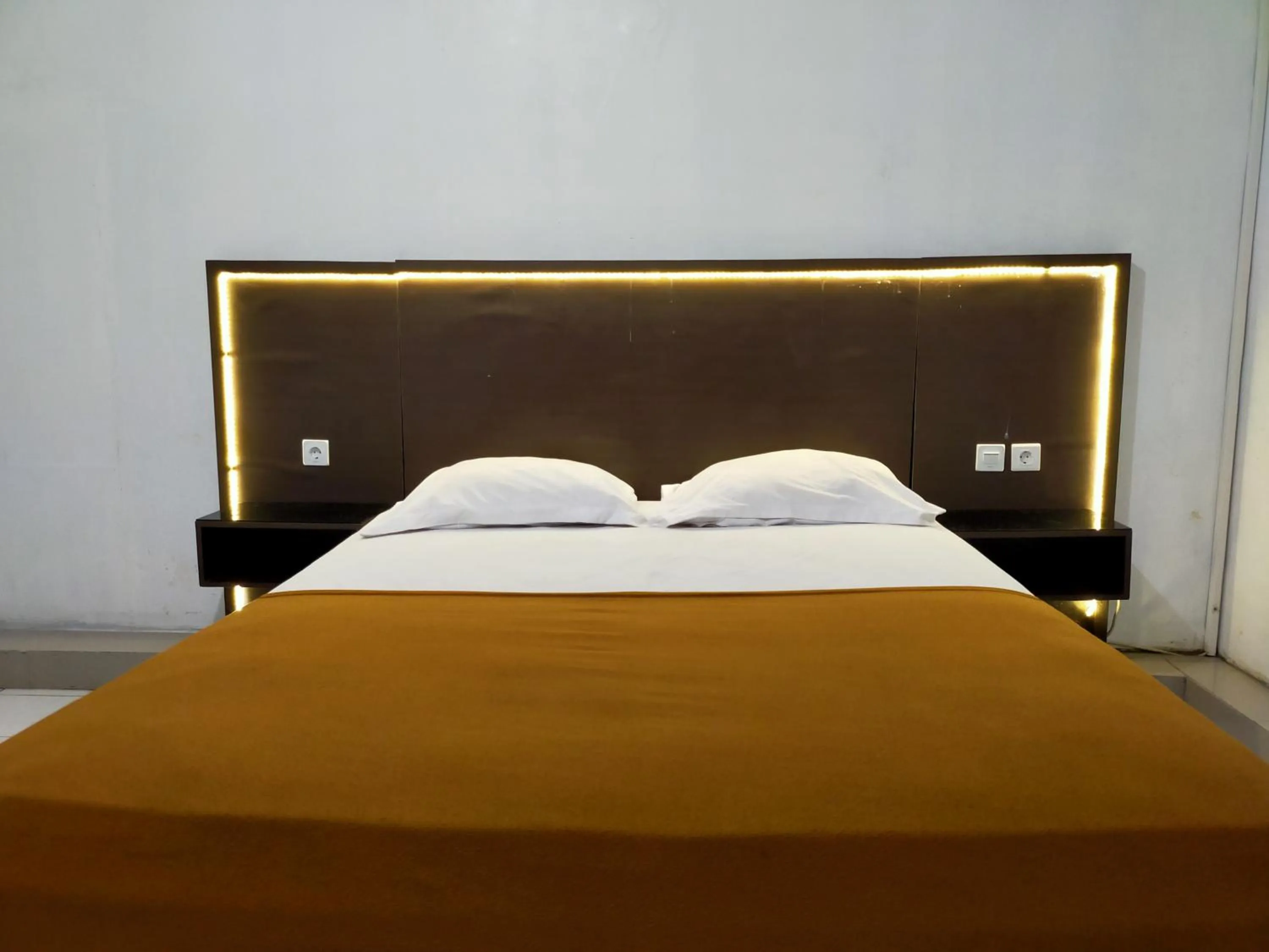 Bed in Hotel Nirwana Ternate RedPartner