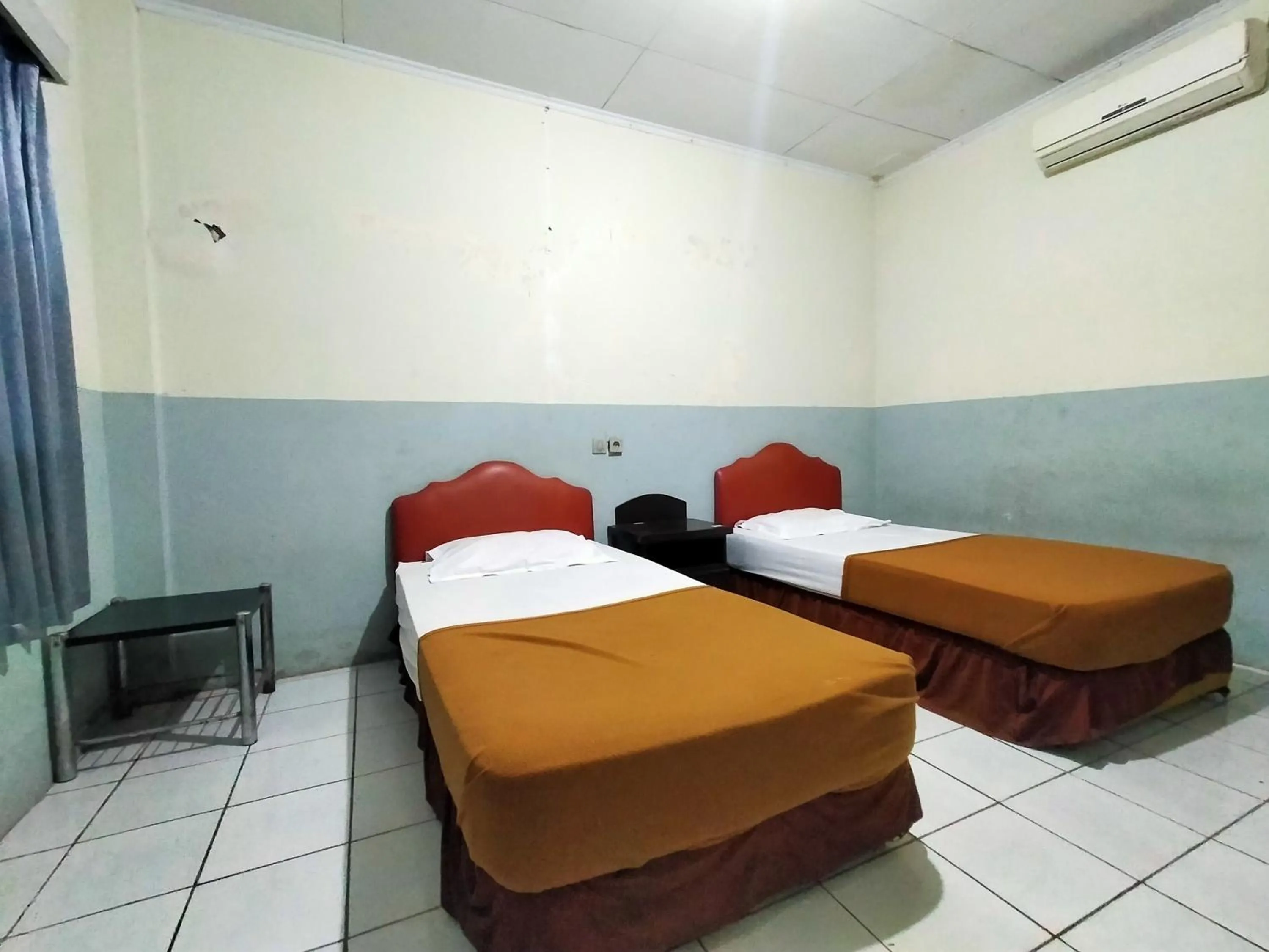 Bed in Hotel Nirwana Ternate RedPartner