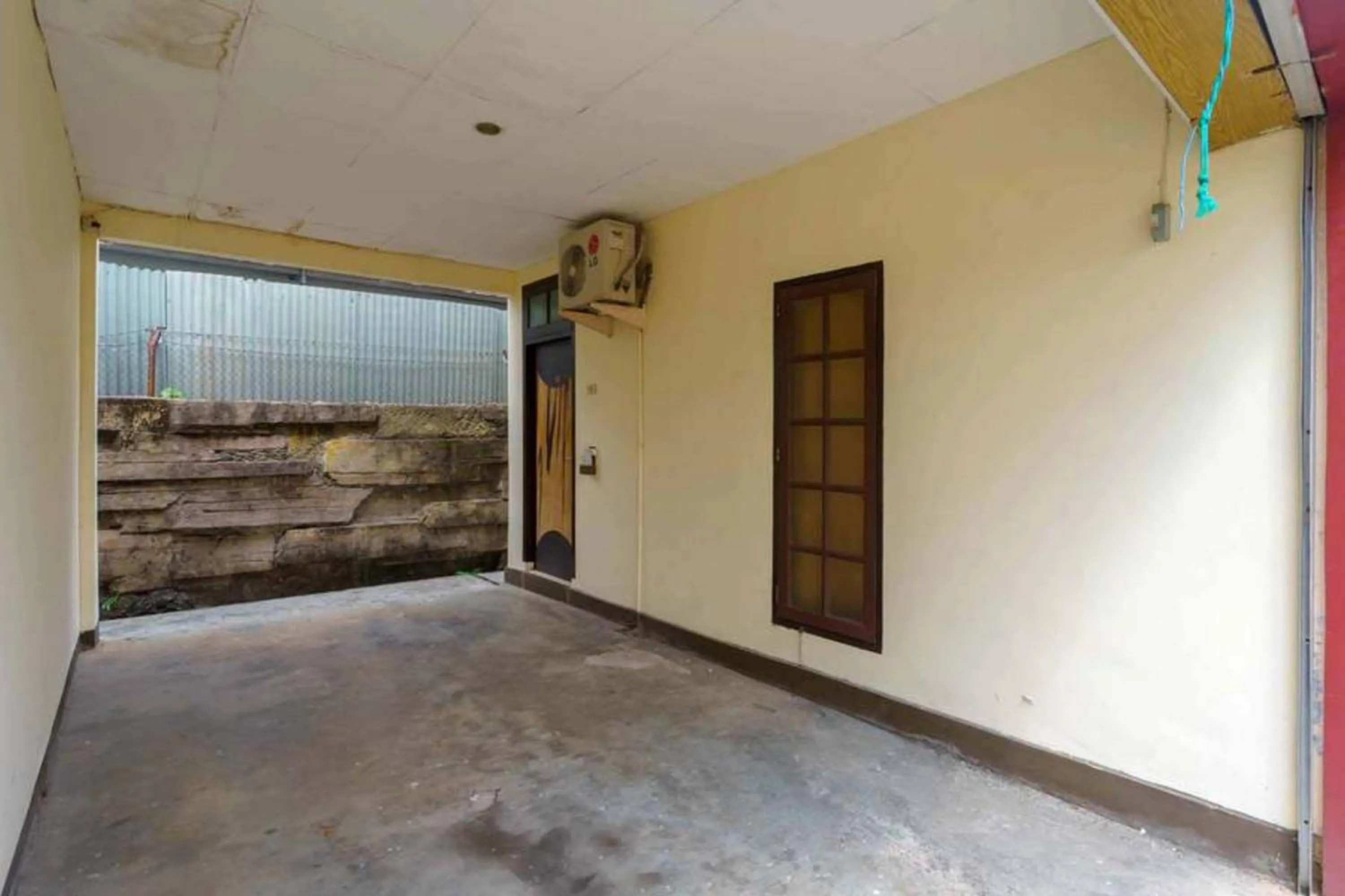 Property building in RedDoorz at Dwipa Wisata Hotel Lampung