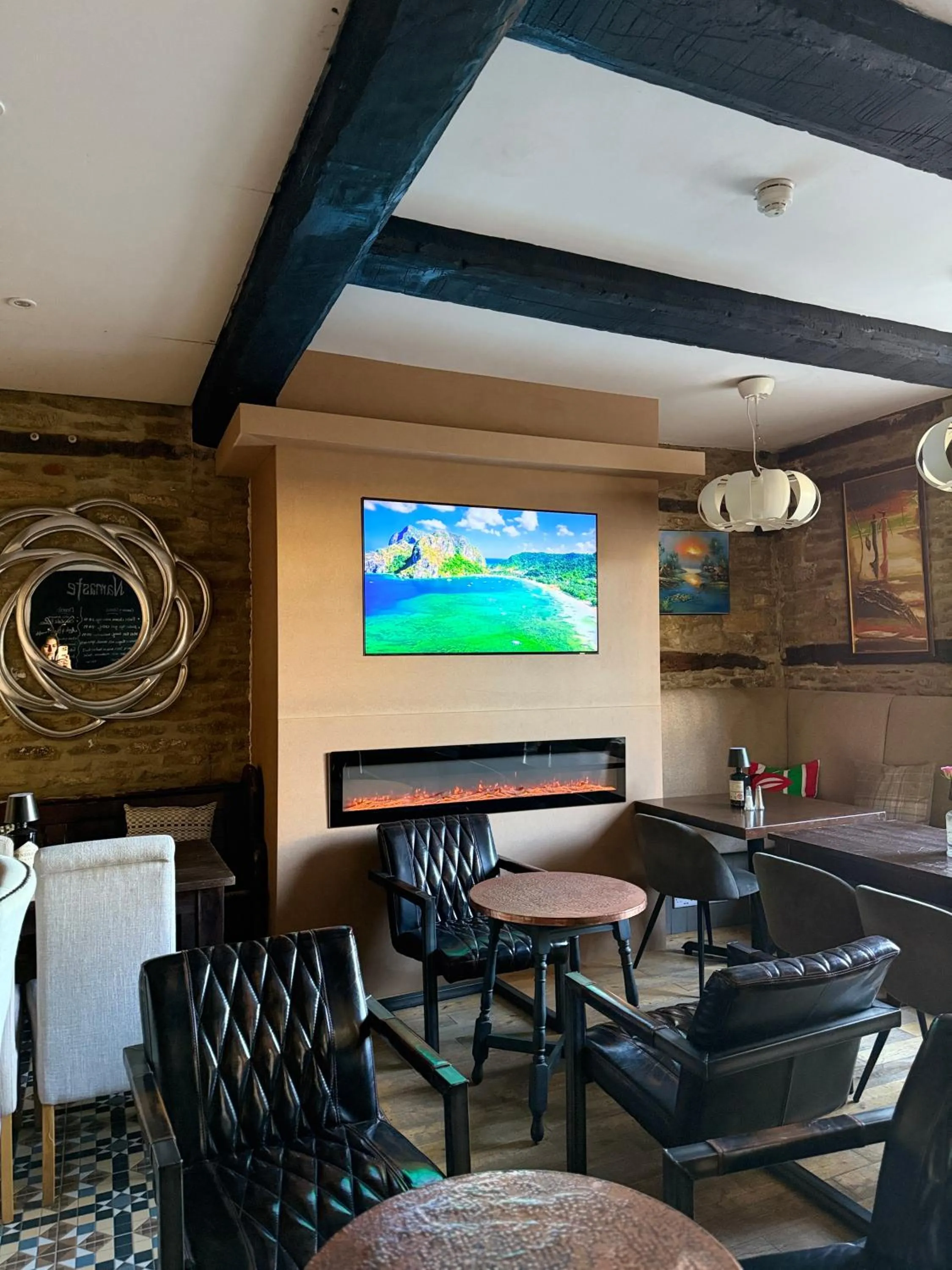 Evening entertainment in The Vale Hotel