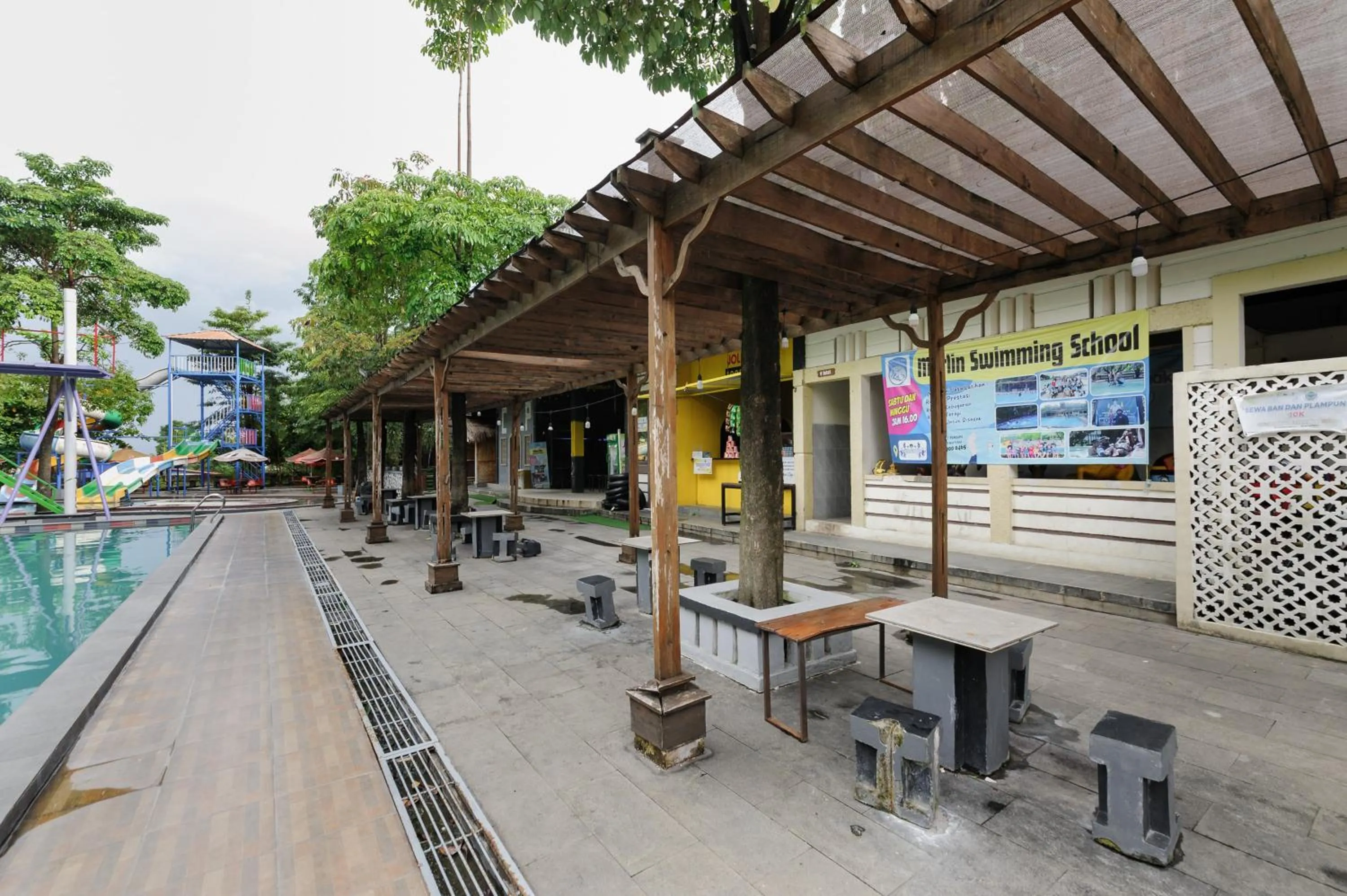 Property building in Urbanview Hotel Cianjur City Park by RedDoorz