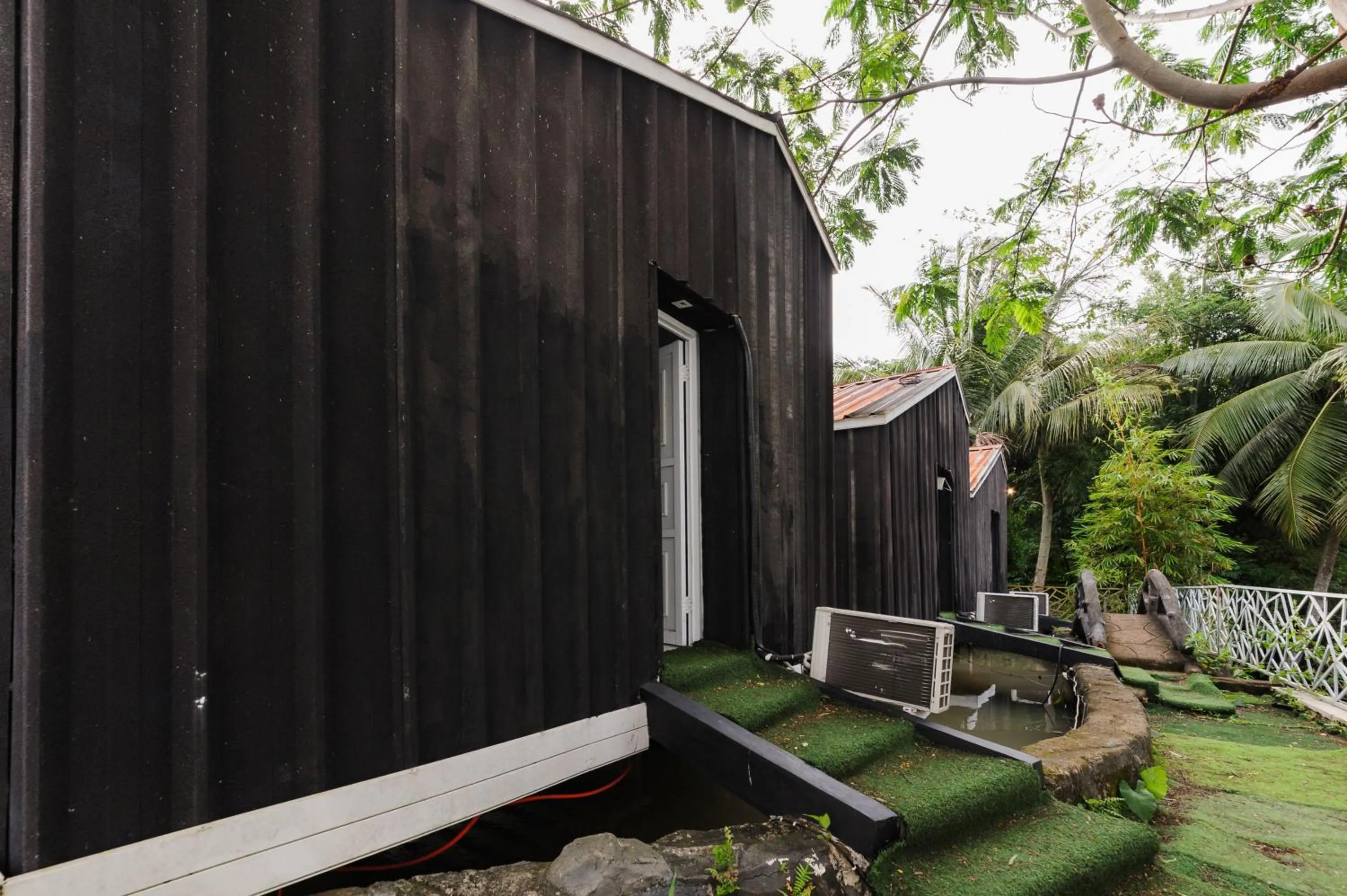 Property building in Urbanview Hotel Cianjur City Park by RedDoorz