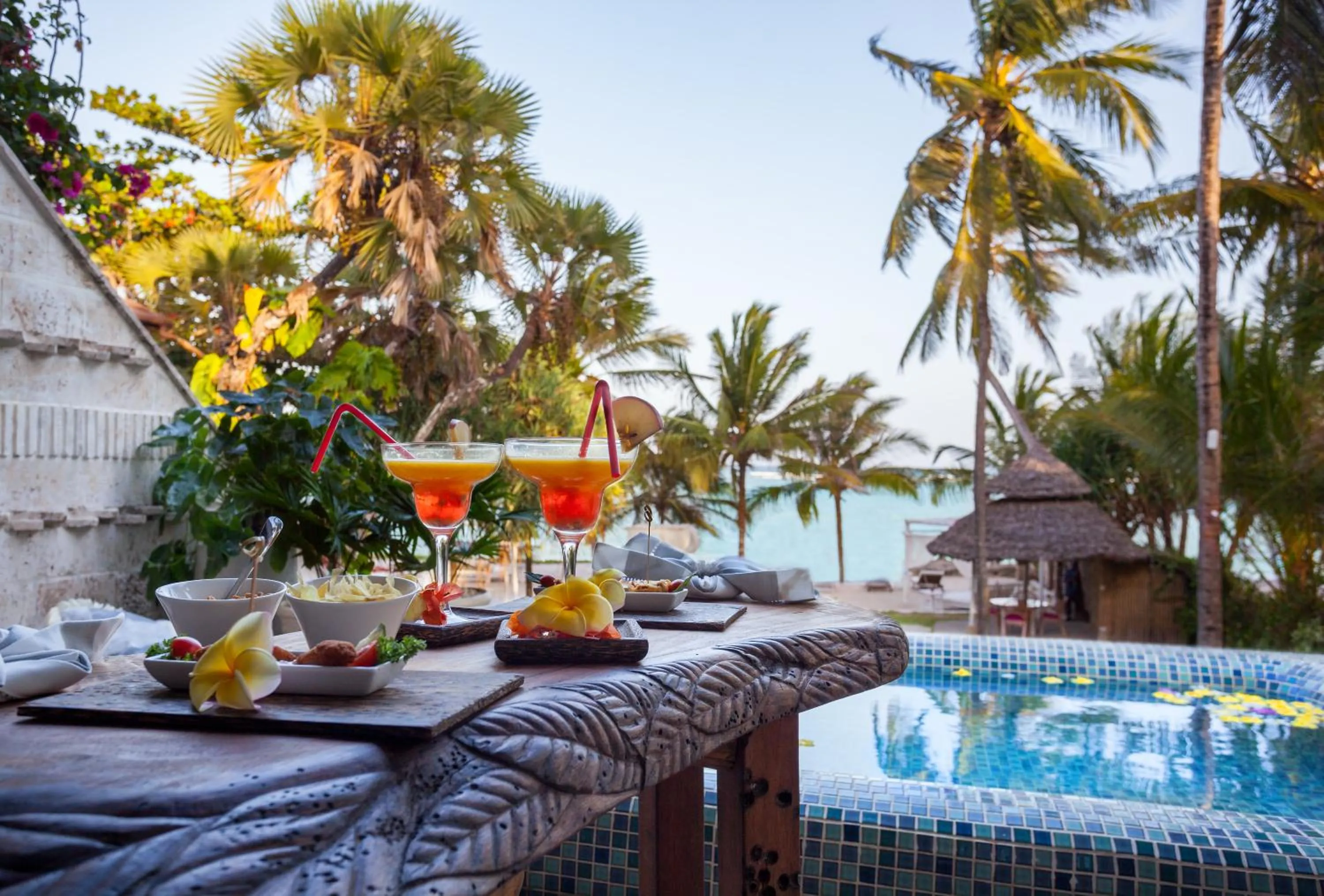 Alcoholic drinks in The Maji Beach Boutique Hotel -Adults Only