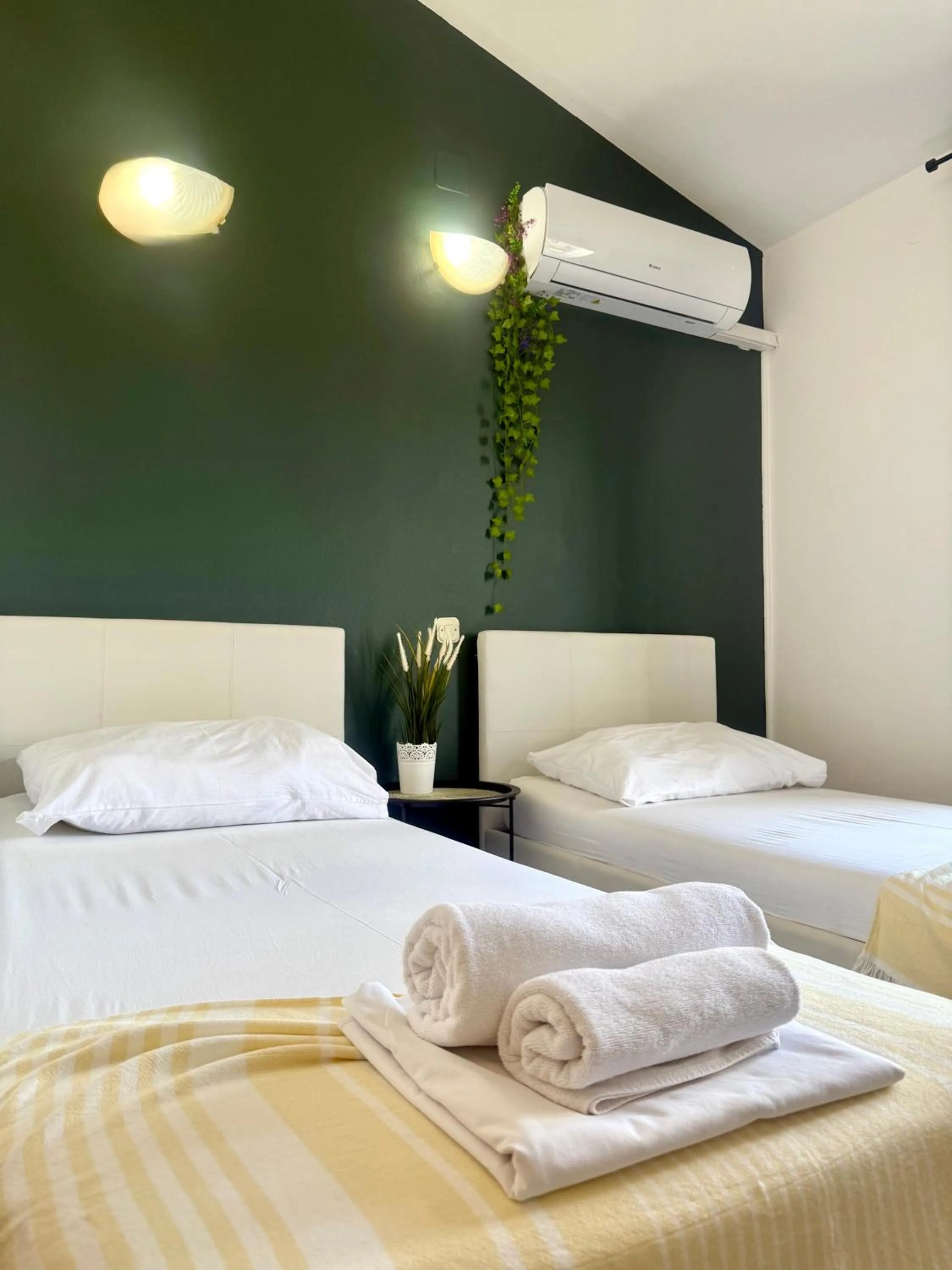 Bed in Apartments Ana & Ita