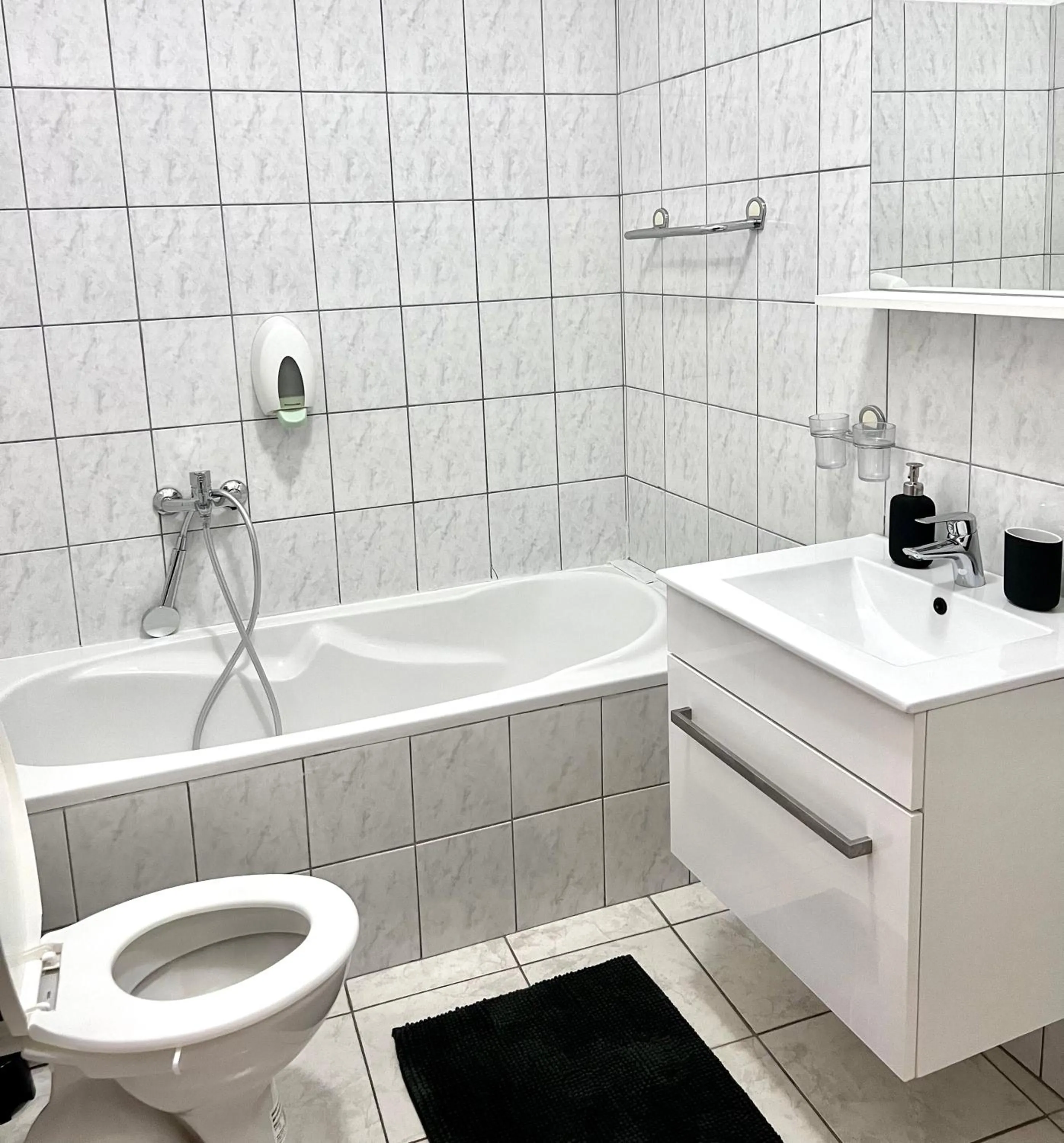 Toilet in Apartments Ana & Ita