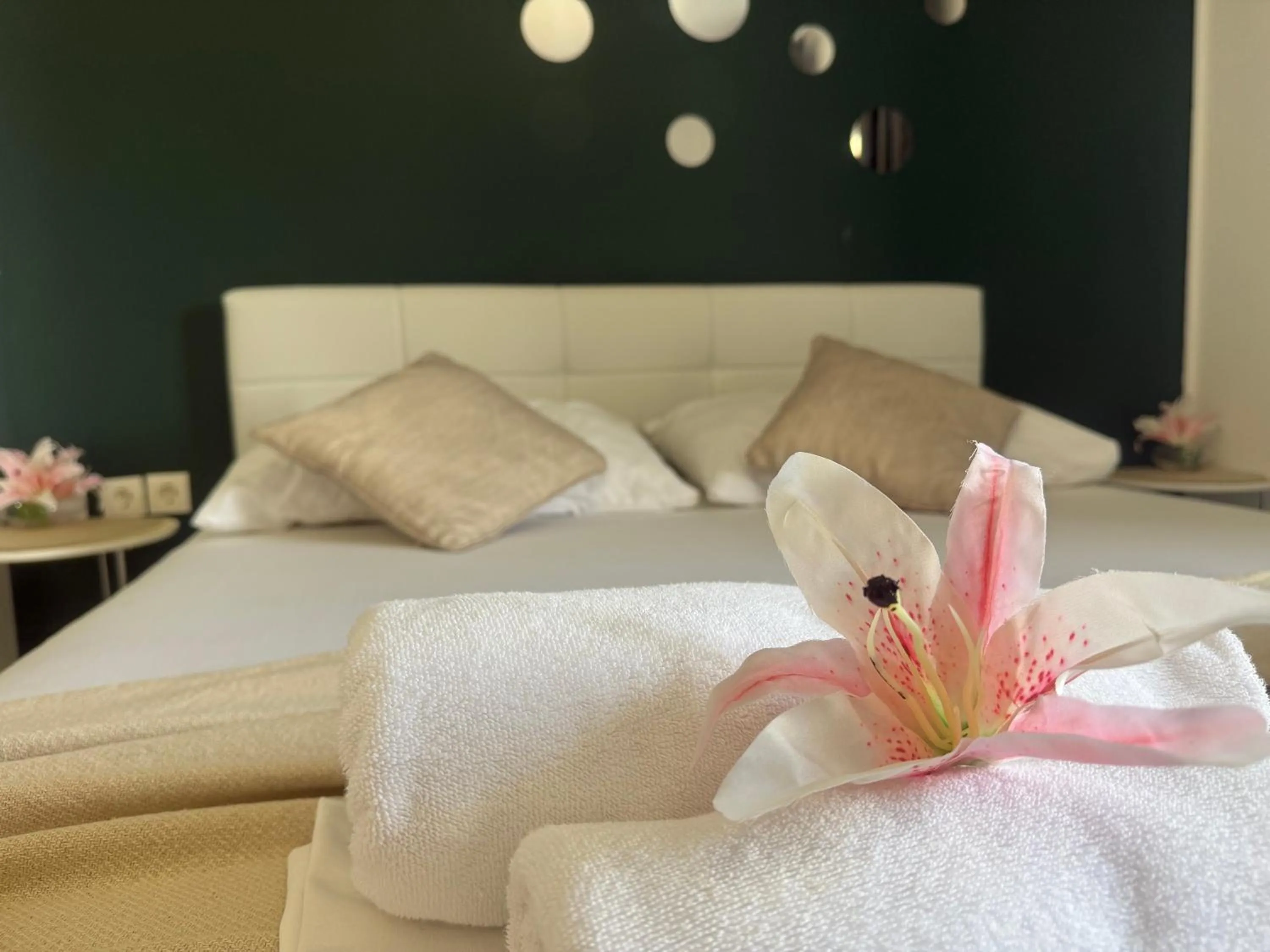 Bed in Apartments Ana & Ita