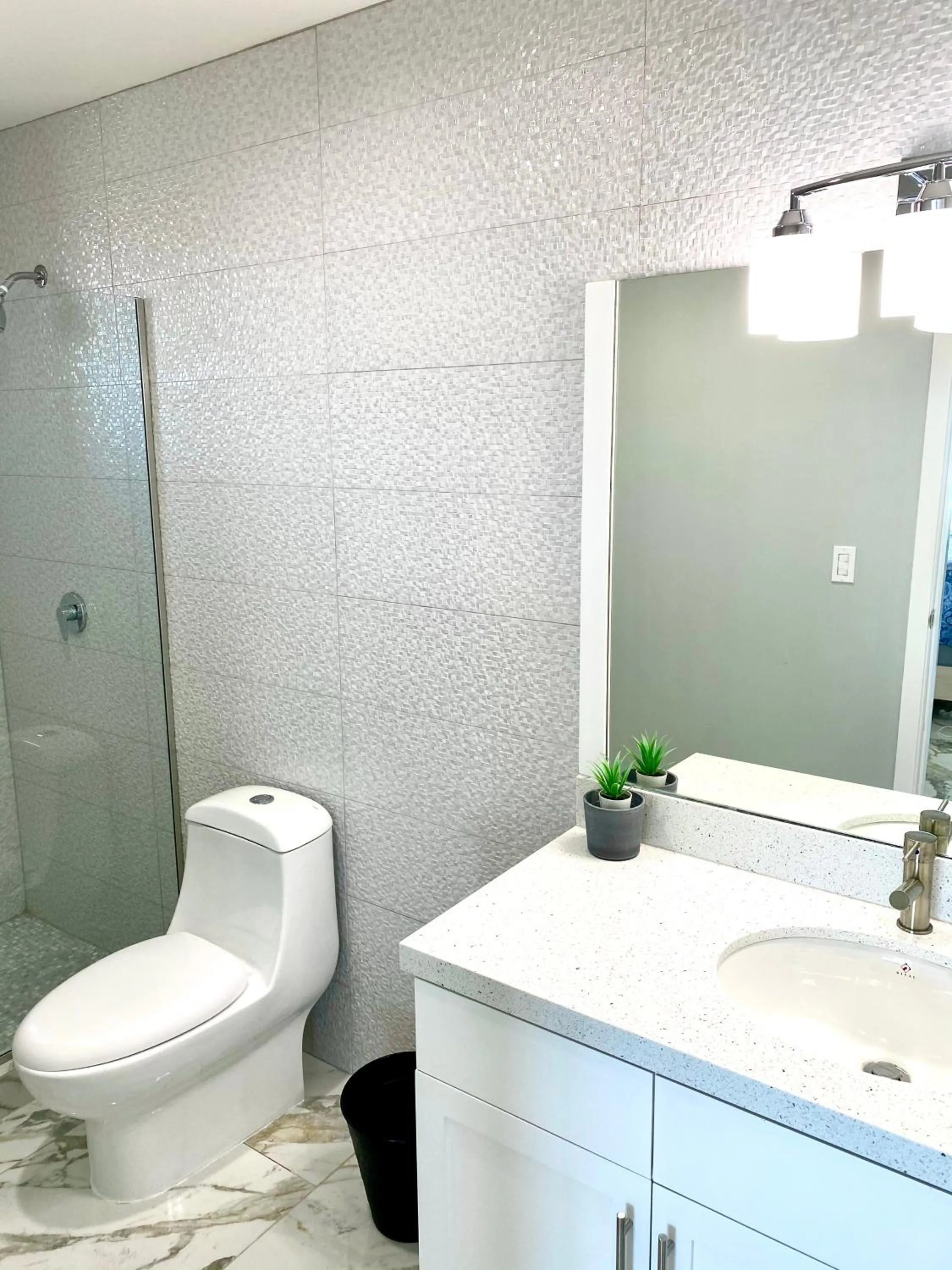 Beachfront Condo close Puerto Nuevo, Papas, and Valle de Guadalupe