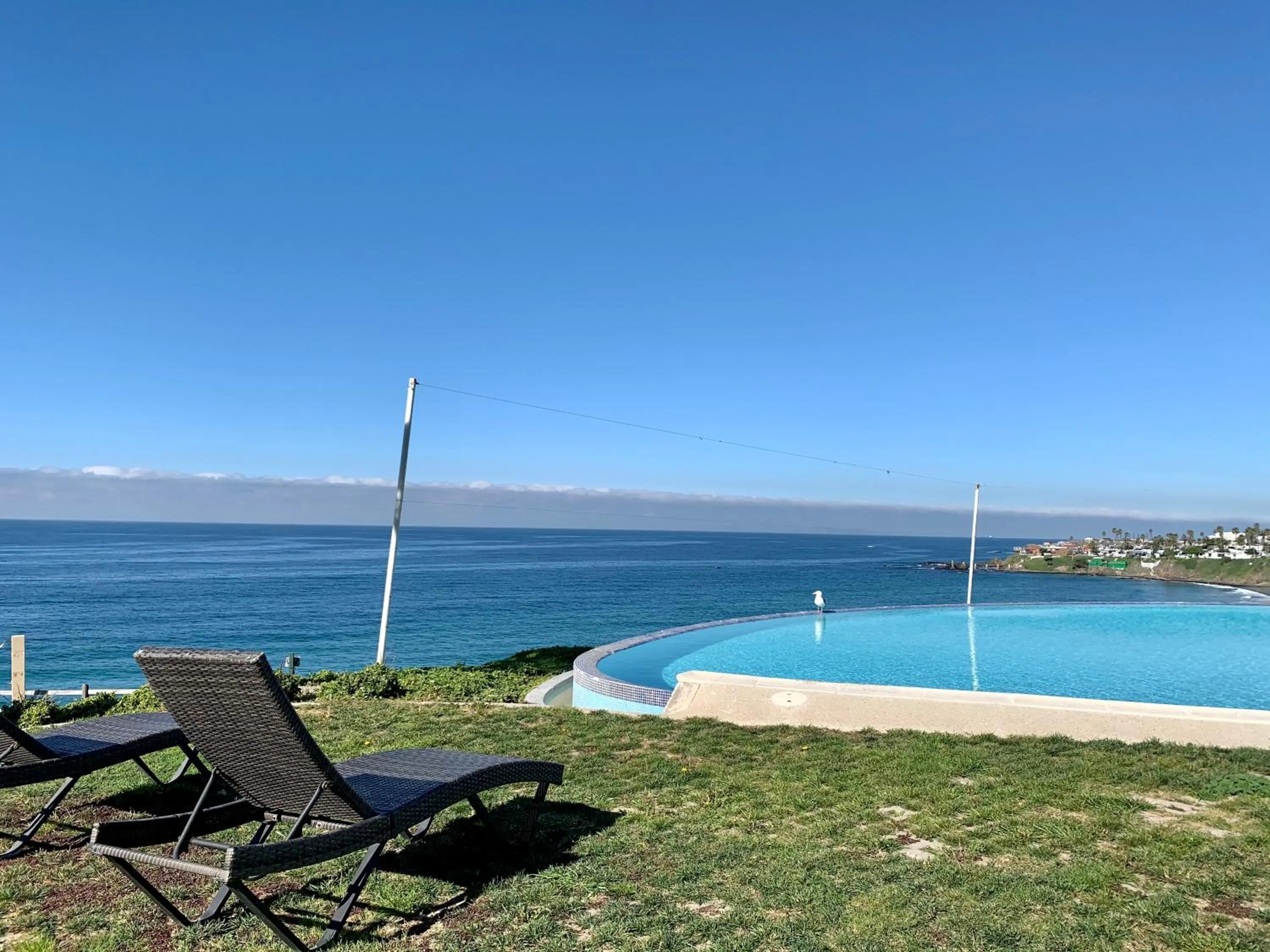 Beachfront Condo close Puerto Nuevo, Papas, and Valle de Guadalupe