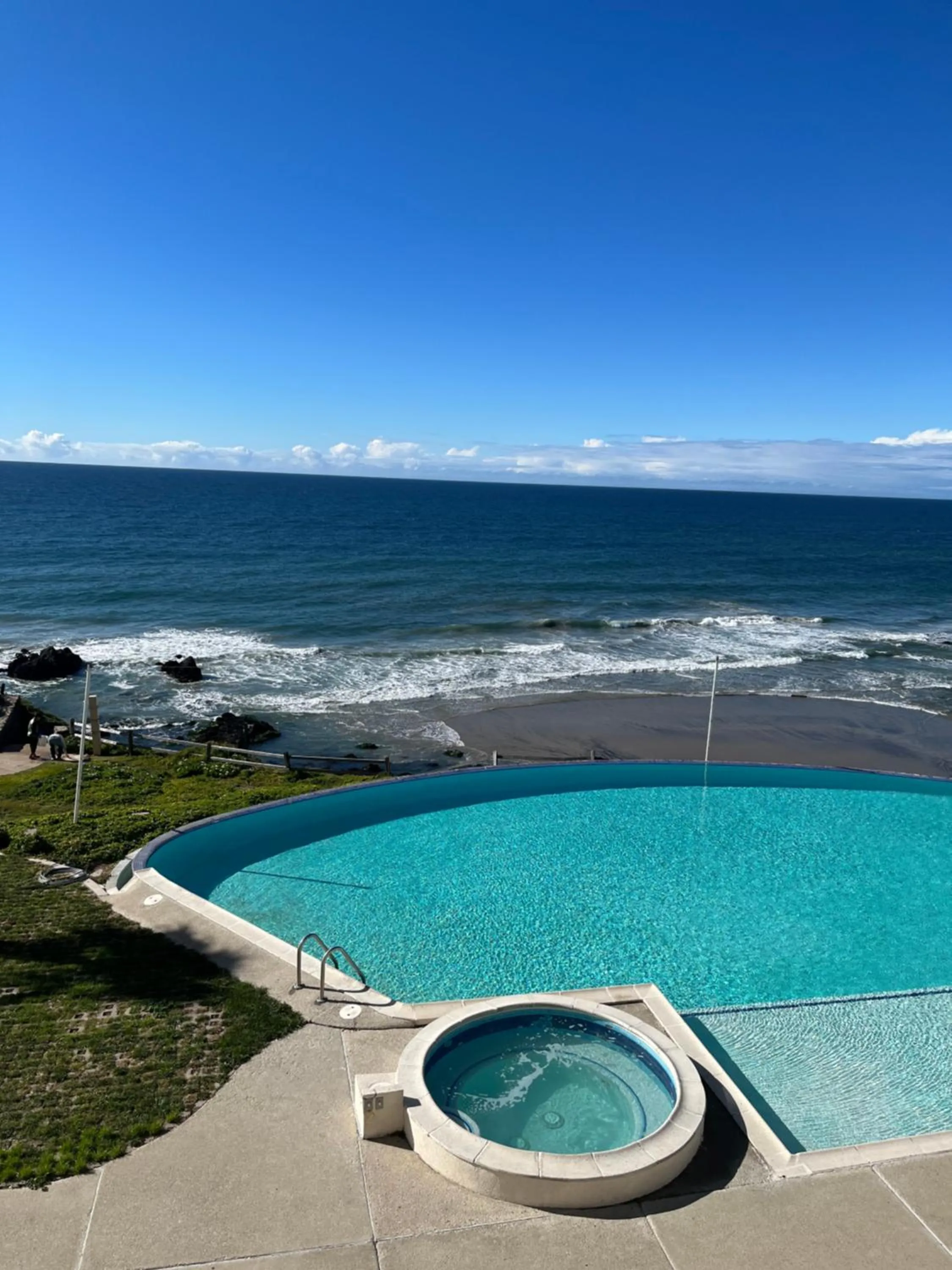 Beachfront Condo close Puerto Nuevo, Papas, and Valle de Guadalupe
