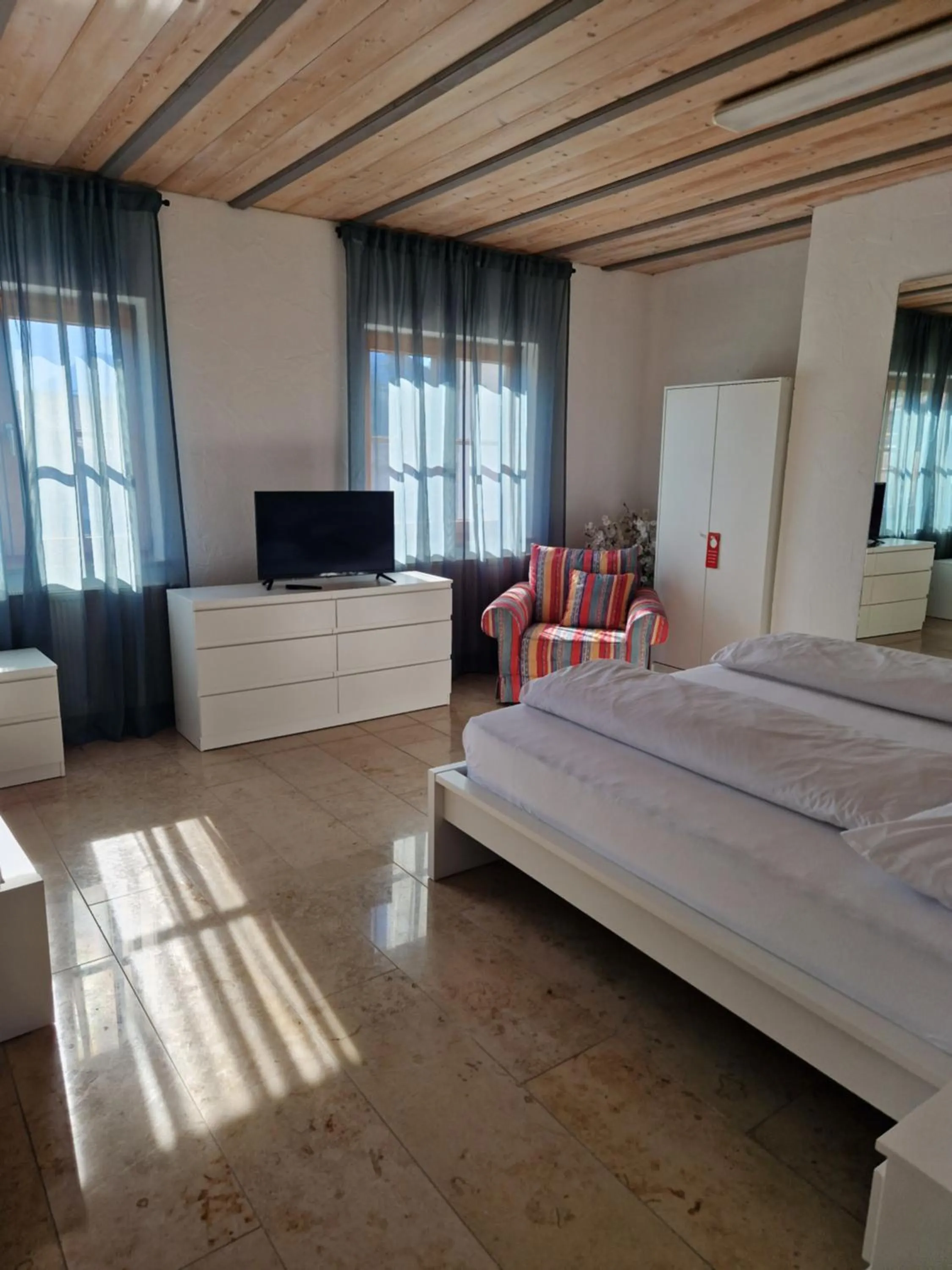 Bedroom, Bed in HOTEL WALDHORN