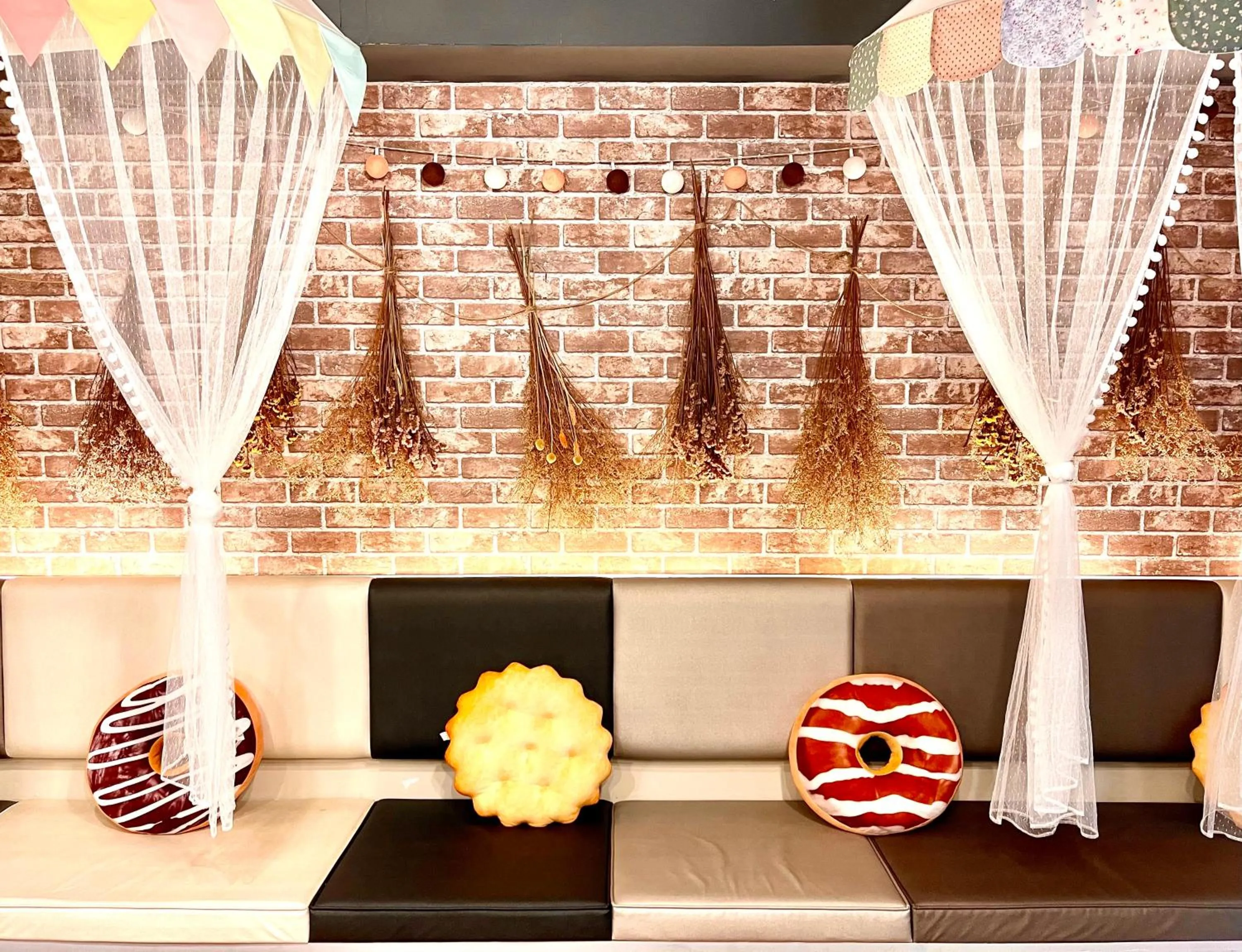 Lounge or bar in Meci Hotel