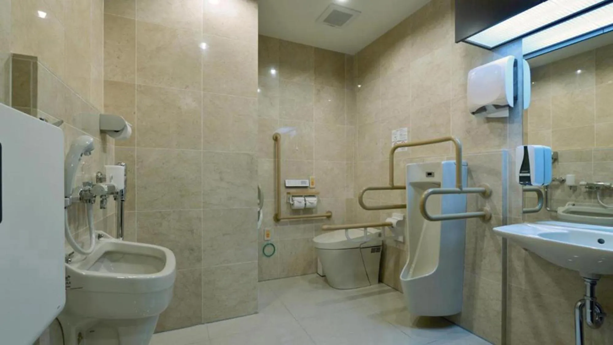 Bathroom in Toyoko Inn Tokyo Asakusa Kuramae No.2