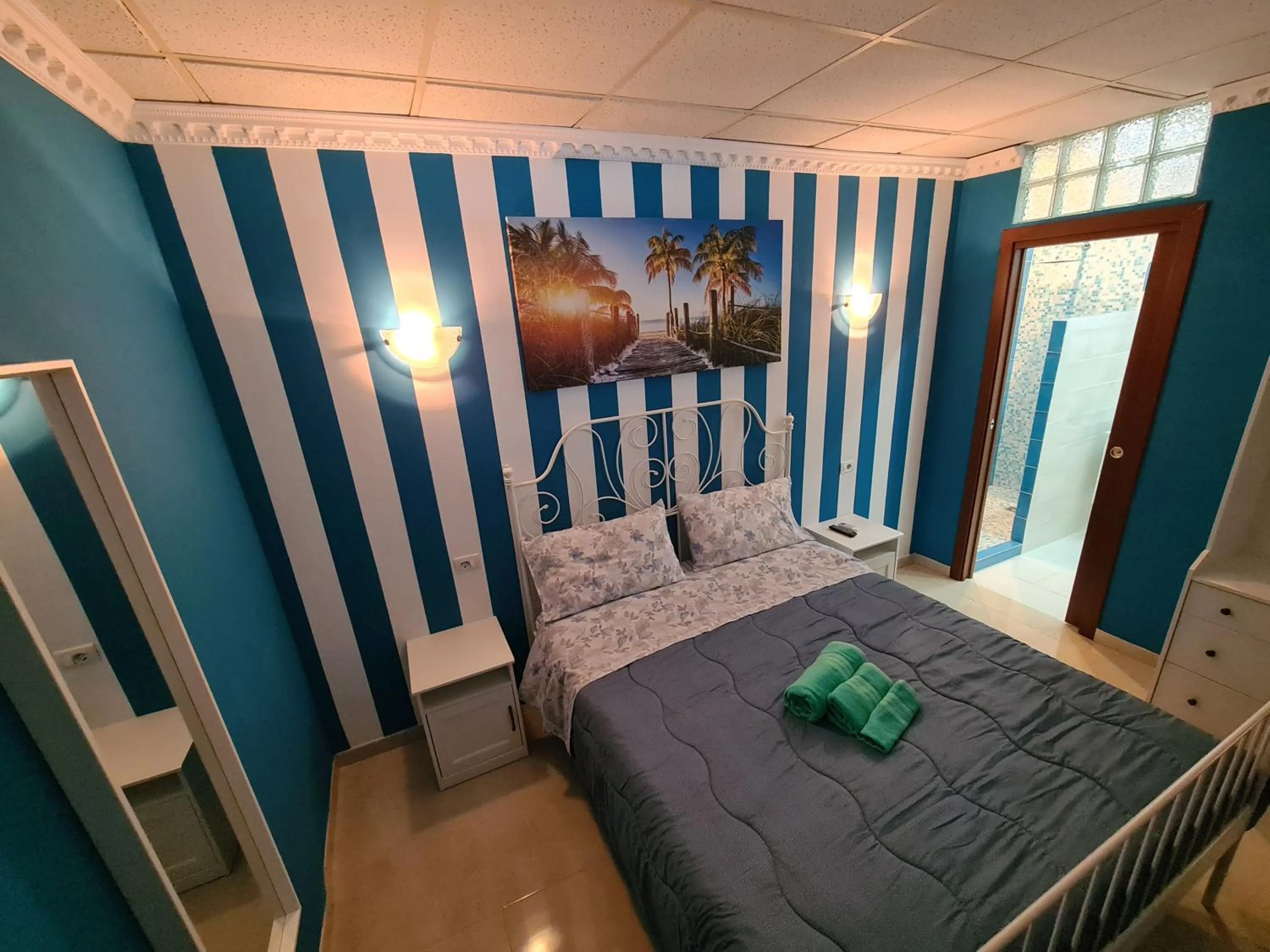 Bedroom, Bed in Domus Lace