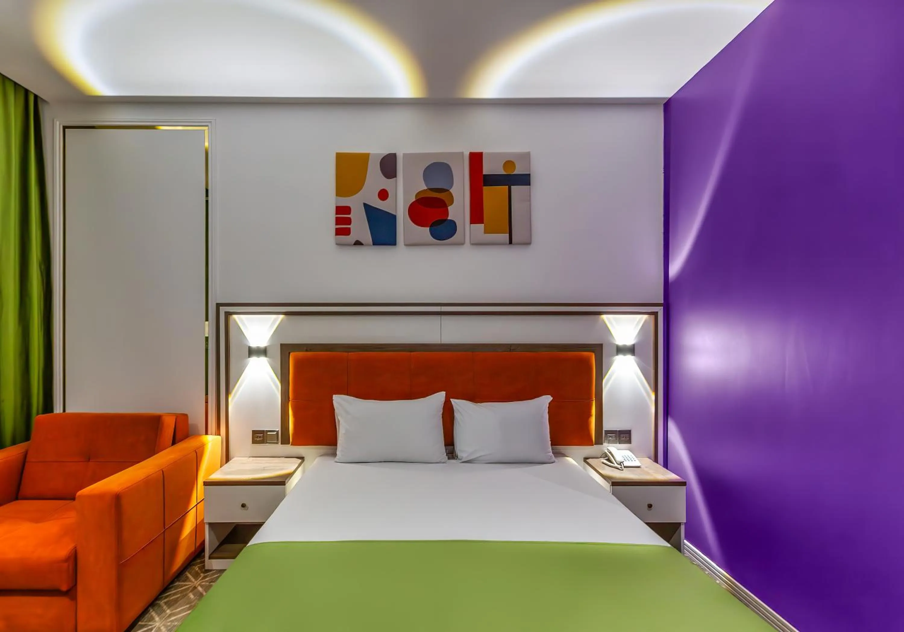 Bed in ALBA HOTEL & SPA