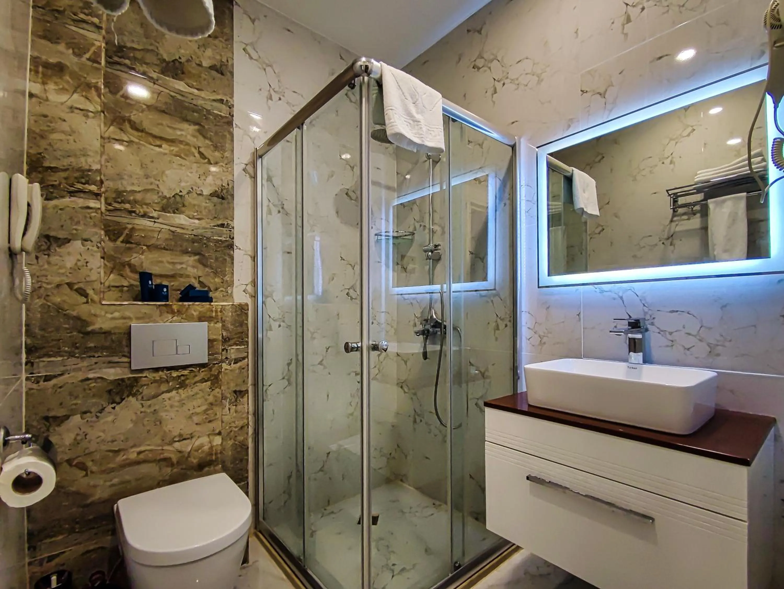 Bathroom in ALBA HOTEL & SPA