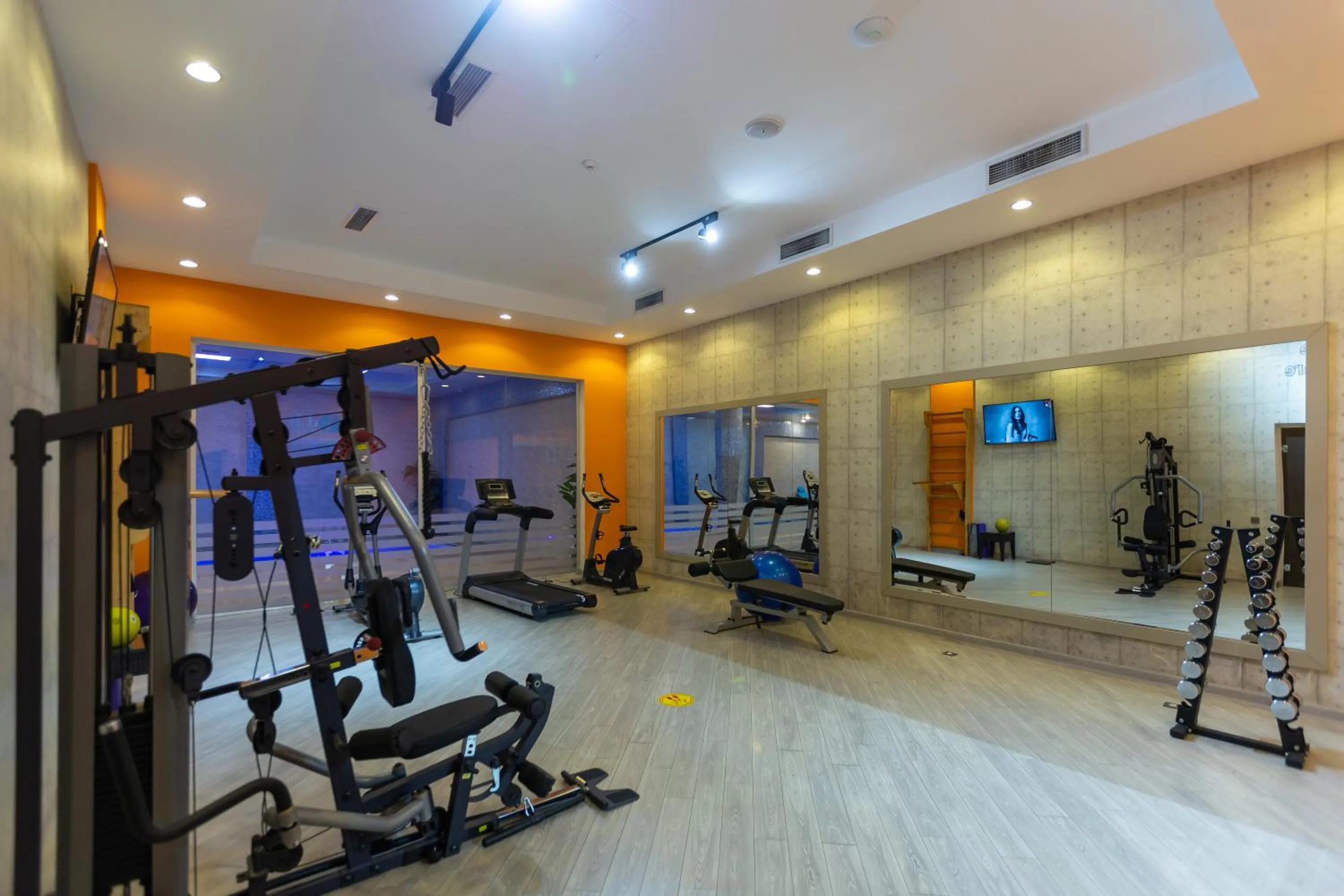 Fitness centre/facilities in ALBA HOTEL & SPA