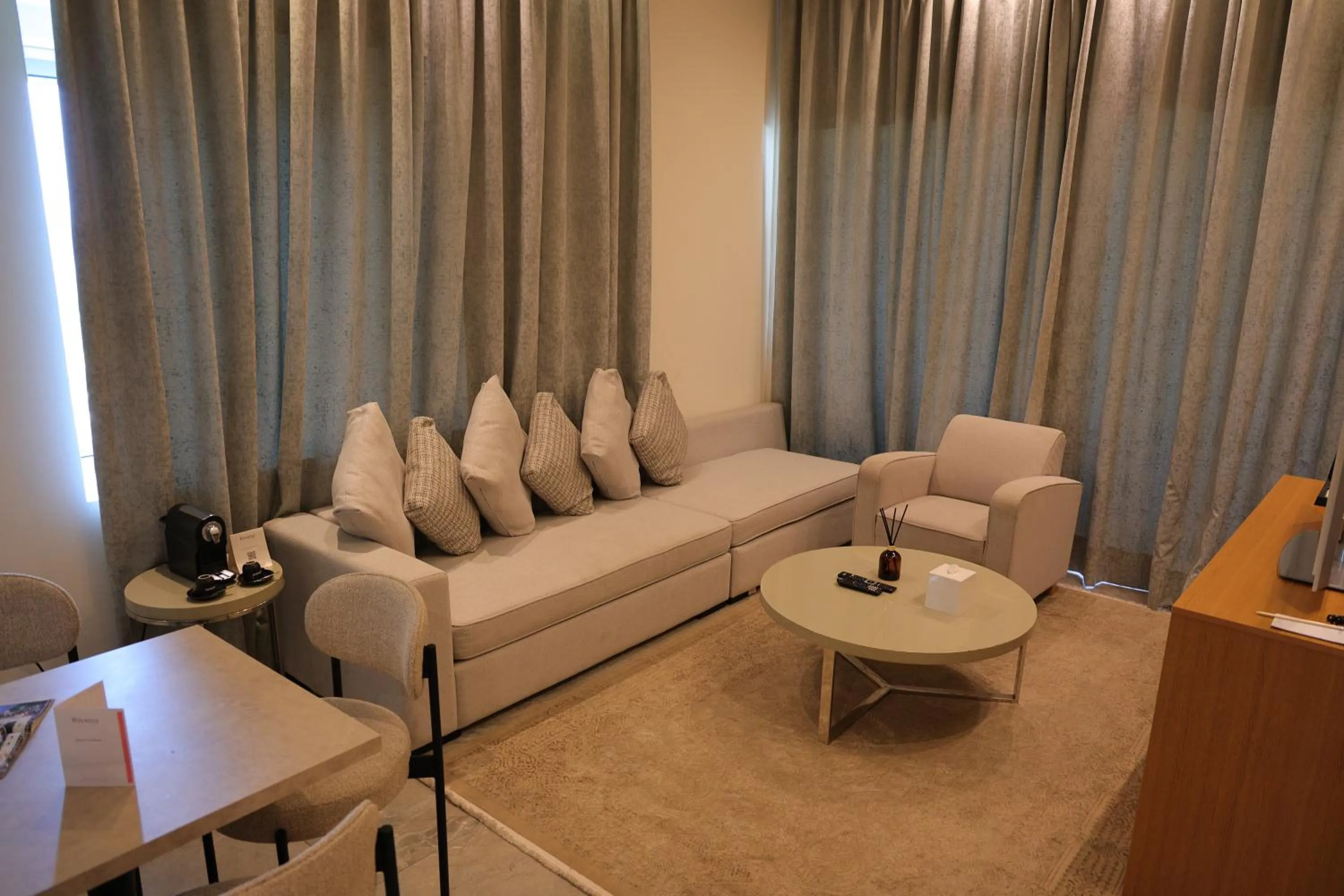 Riviera Hotel and Beach Lounge, Beirut