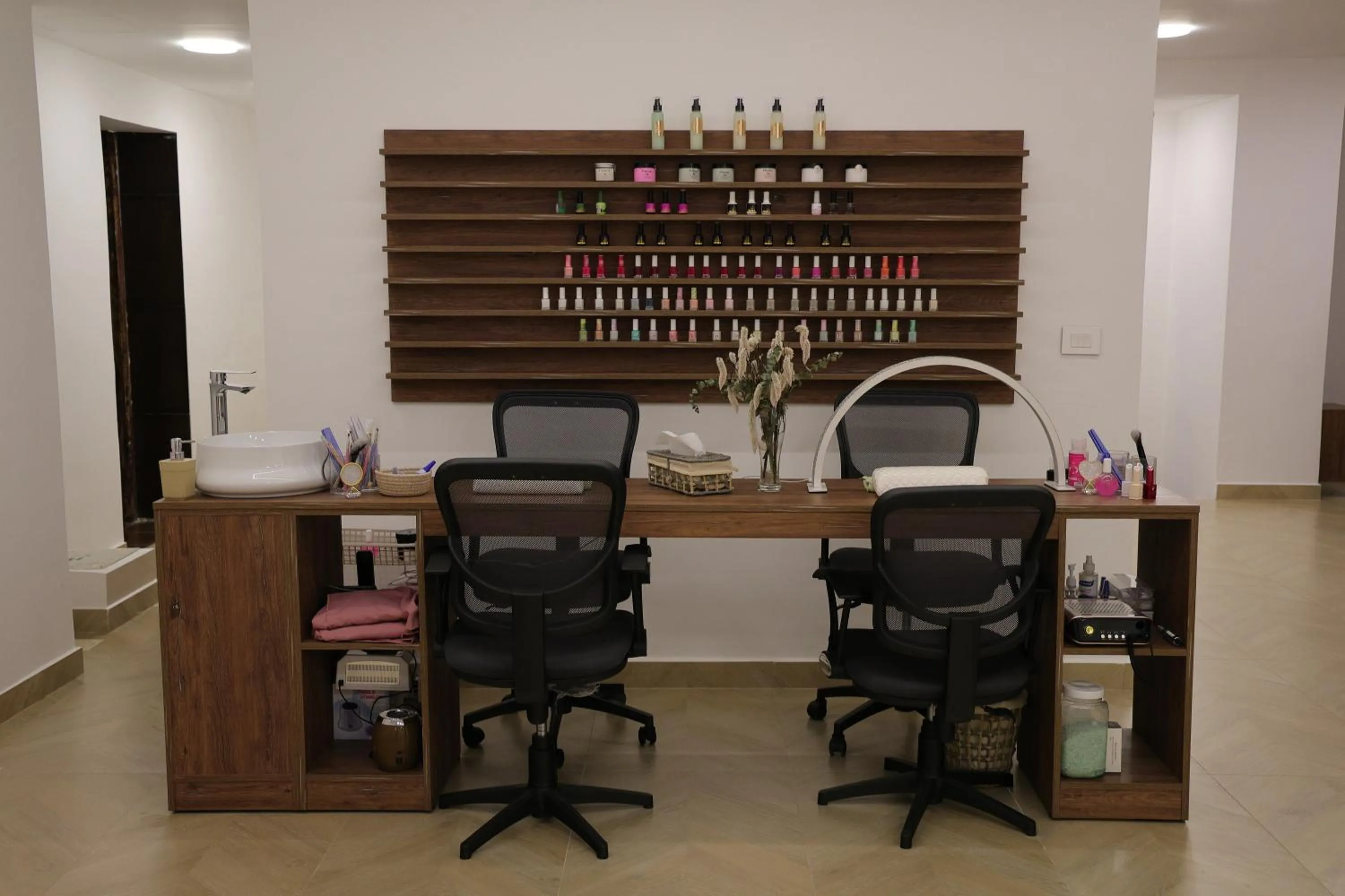 Riviera Hotel and Beach Lounge, Beirut