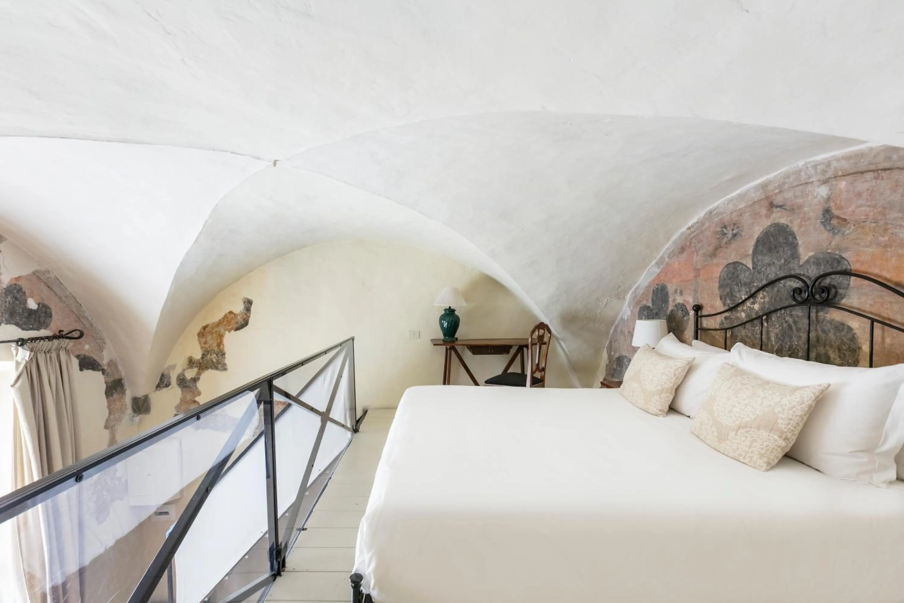 Bed in Numa Florence Palazzo Belfiore