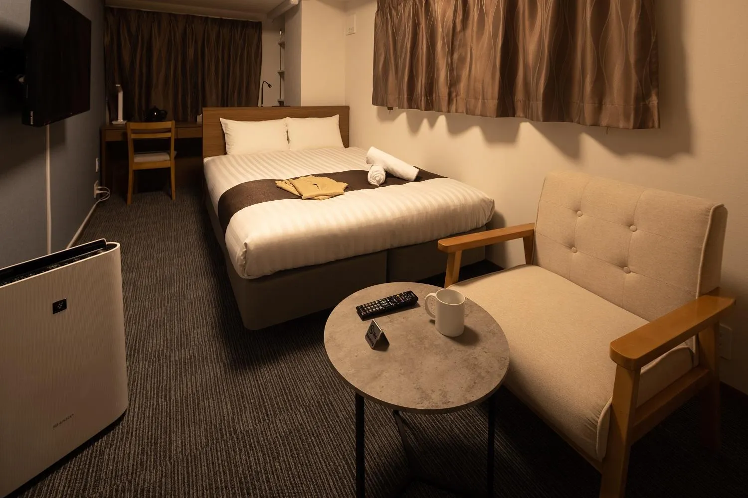 Photo of the whole room, Bed in Coruscant Hotel NagasakiekiⅢ