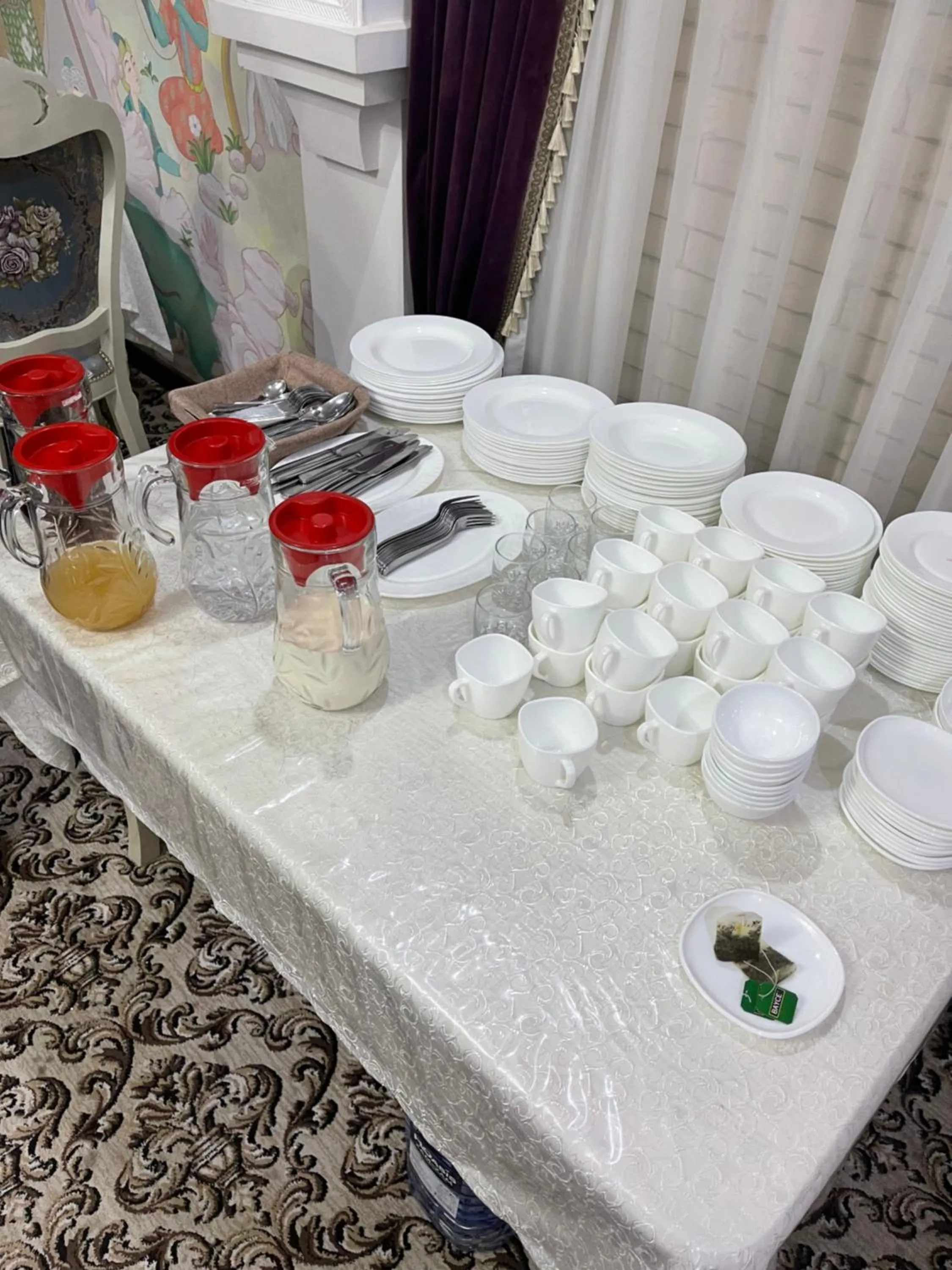 Breakfast in Hotel Maroqanda