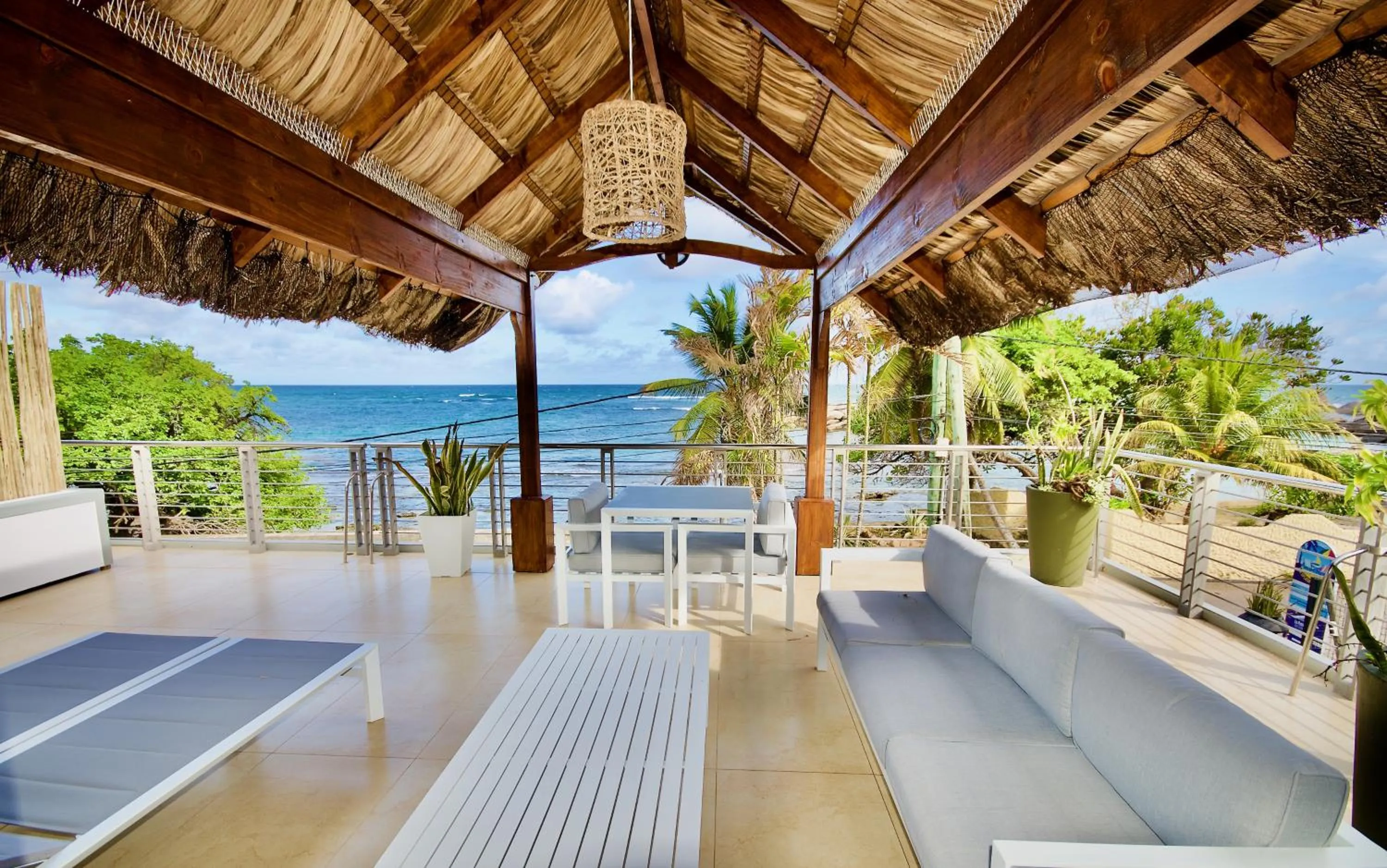 Balcony/Terrace in SEA SPLASH SELF CATERING And La Petite Maison