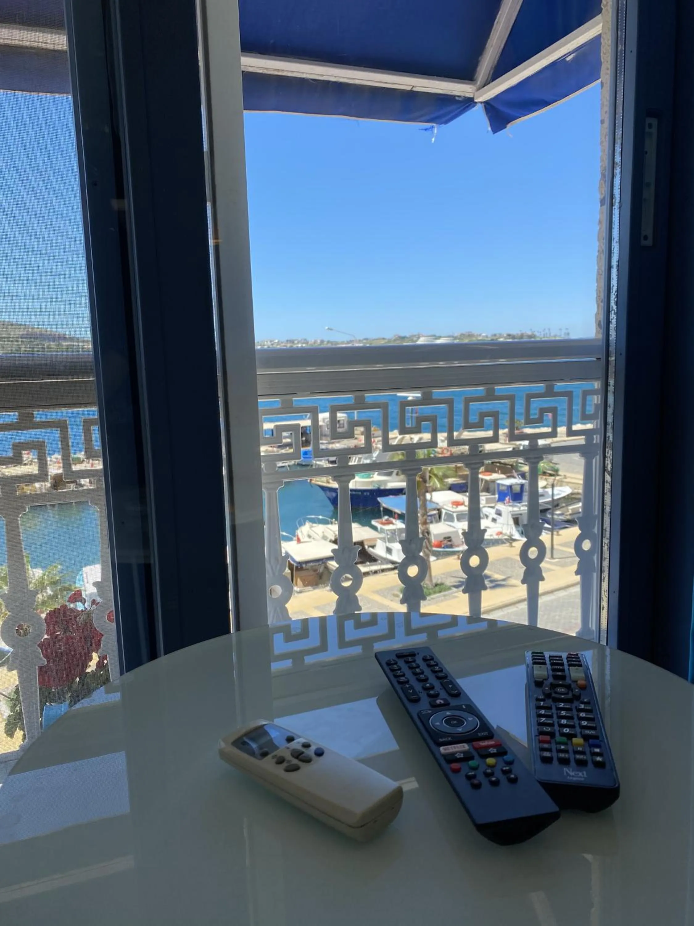 Sea view in Larimar Hotel Cesme