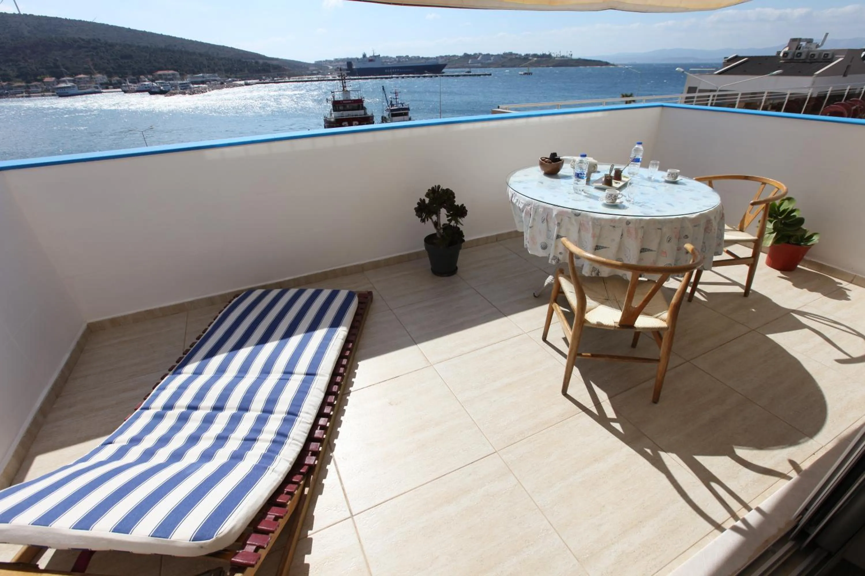 Balcony/Terrace in Larimar Hotel Cesme