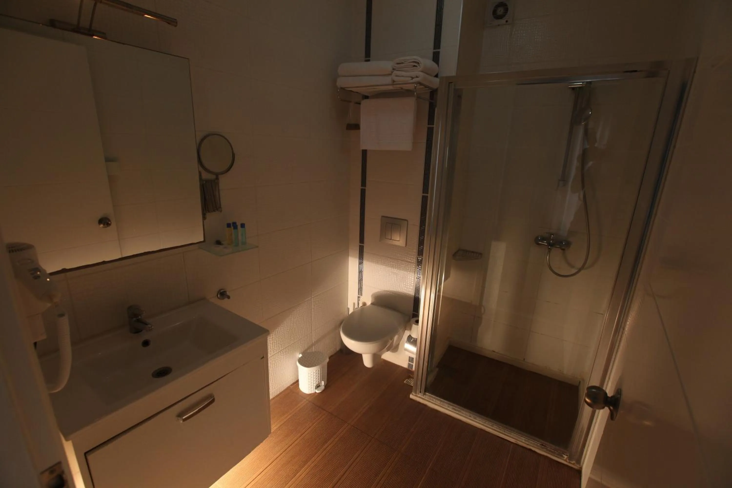 Bathroom in Larimar Hotel Cesme