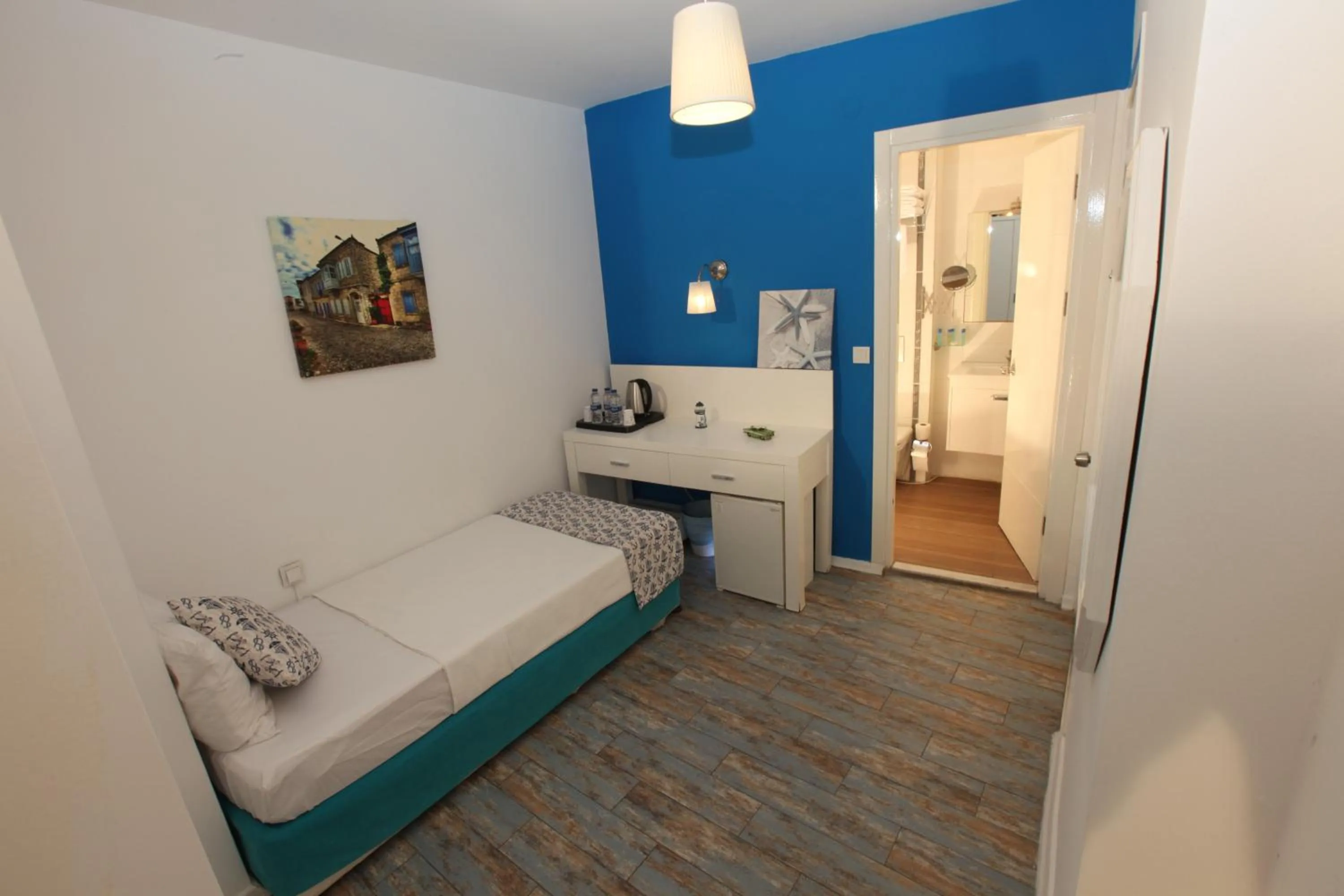 Bed in Larimar Hotel Cesme