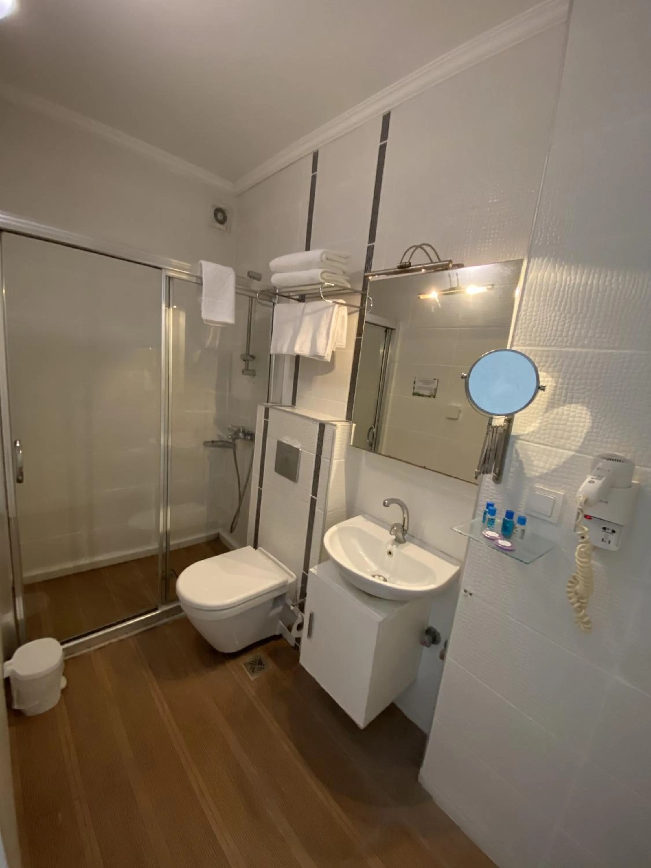 Bathroom in Larimar Hotel Cesme