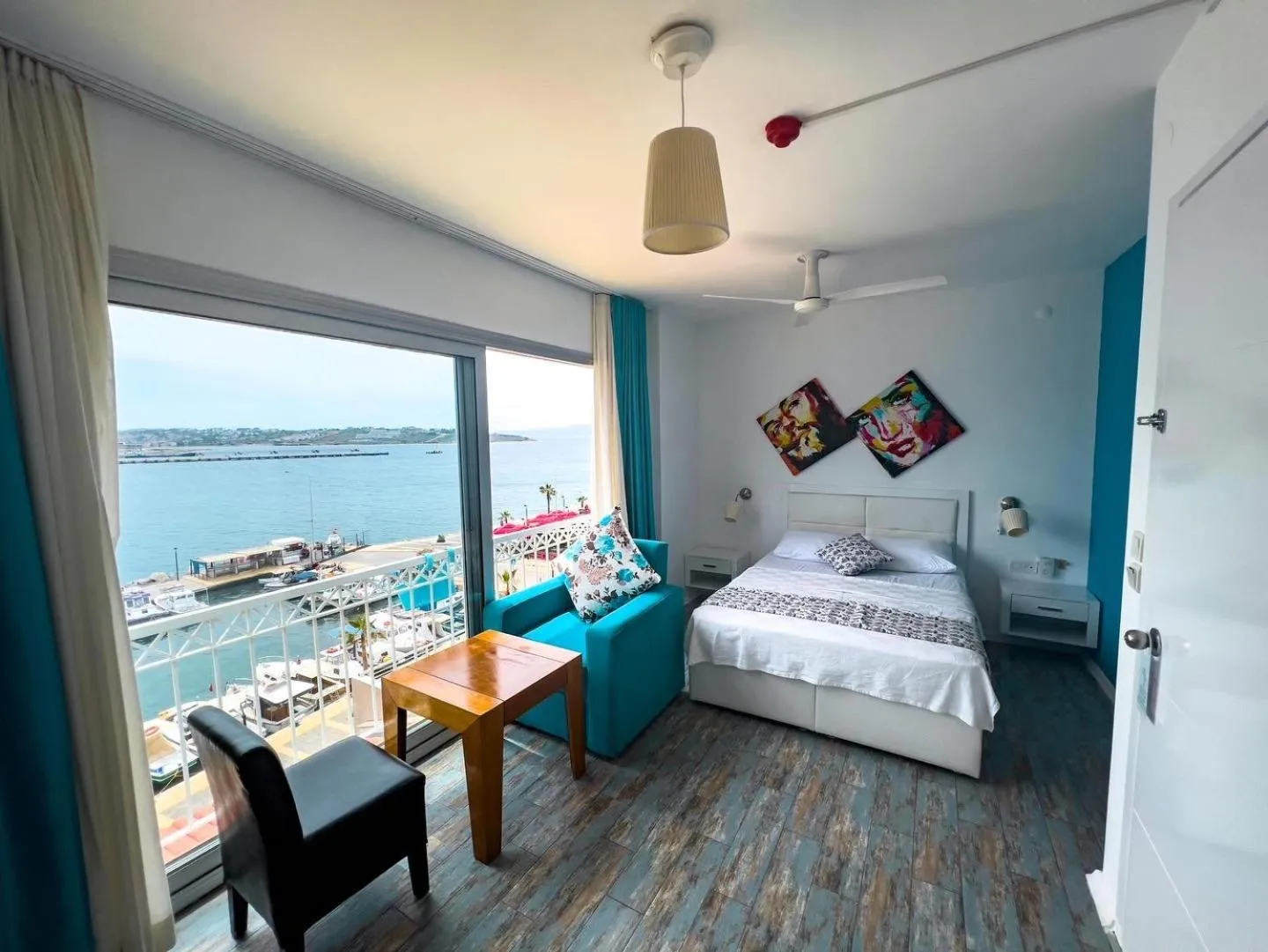 Sea view, Bed in Larimar Hotel Cesme