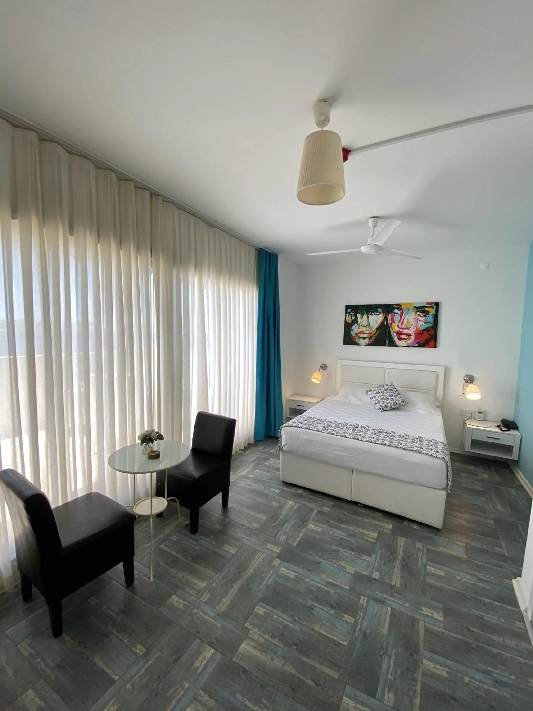 Photo of the whole room, Bed in Larimar Hotel Cesme