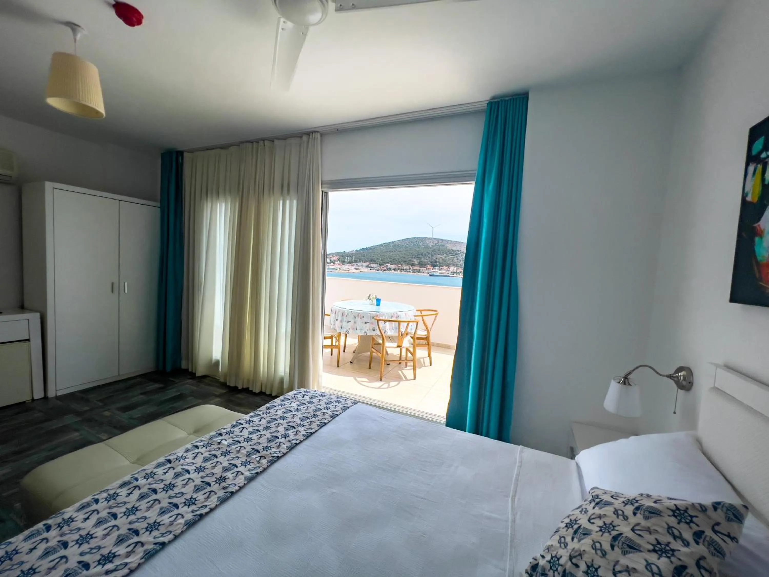 Bed in Larimar Hotel Cesme