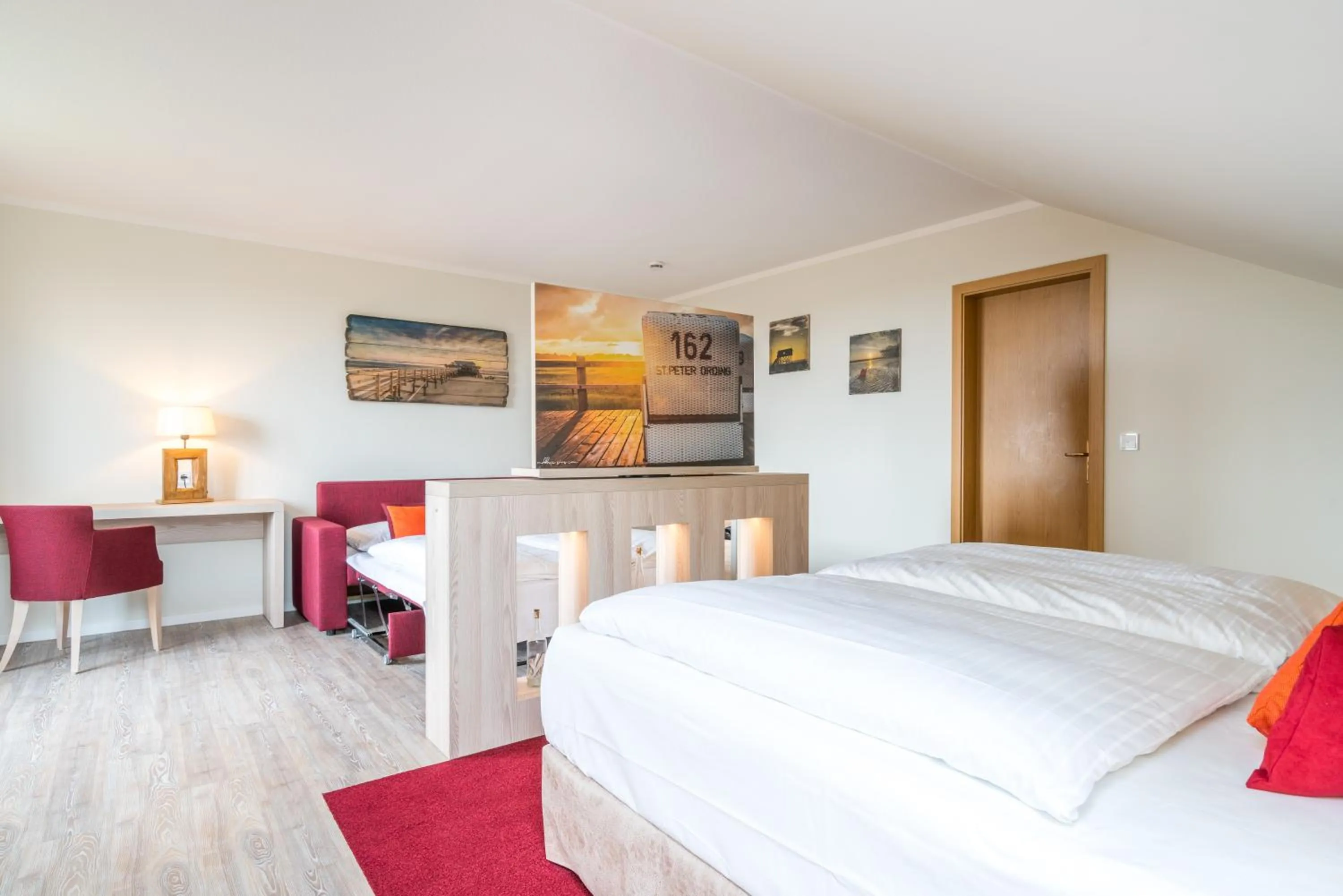 Bed in Hotel Garni Kölfhamm