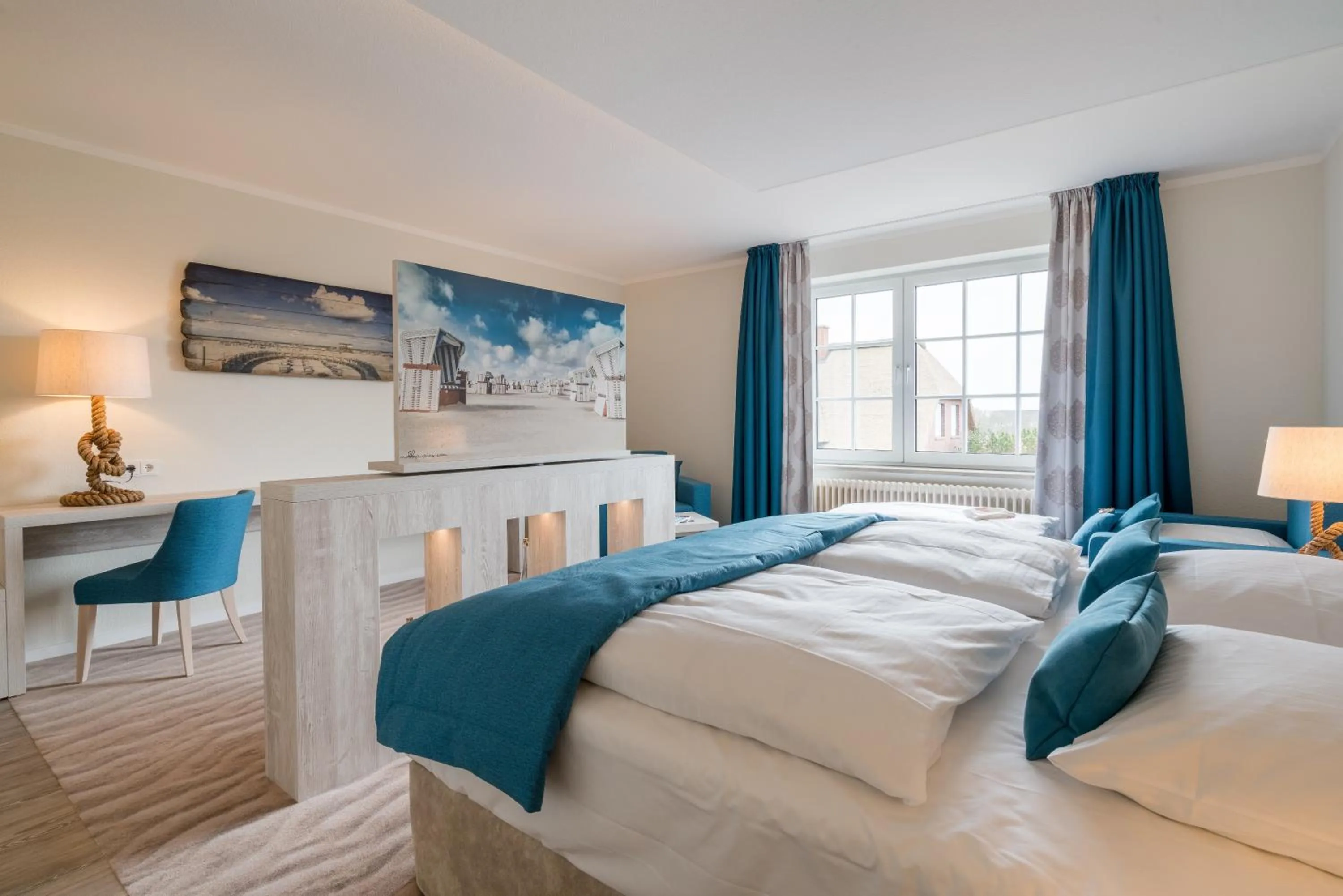 Photo of the whole room, Bed in Hotel Garni Kölfhamm