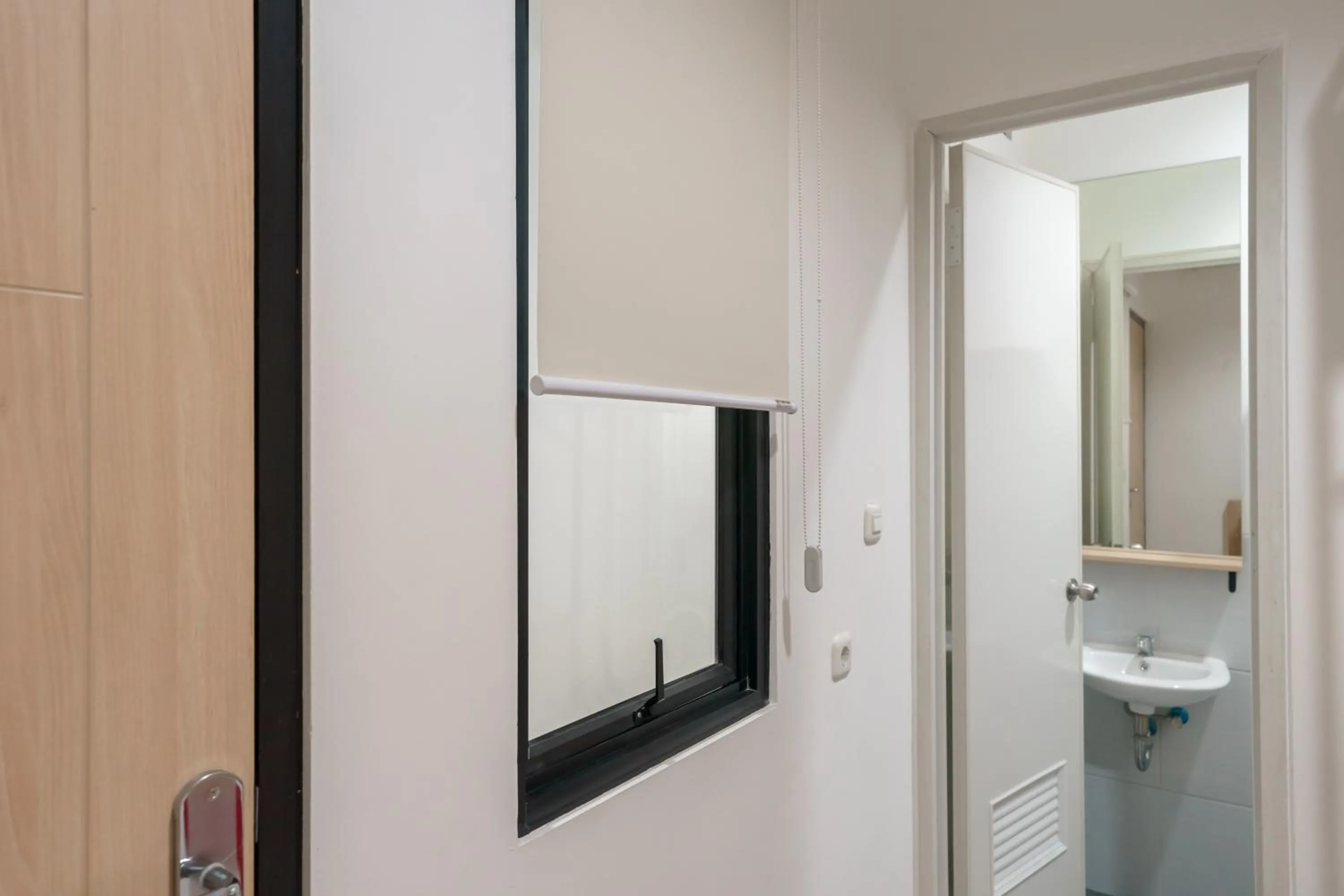 RedDoorz near Seasons City Mall 3