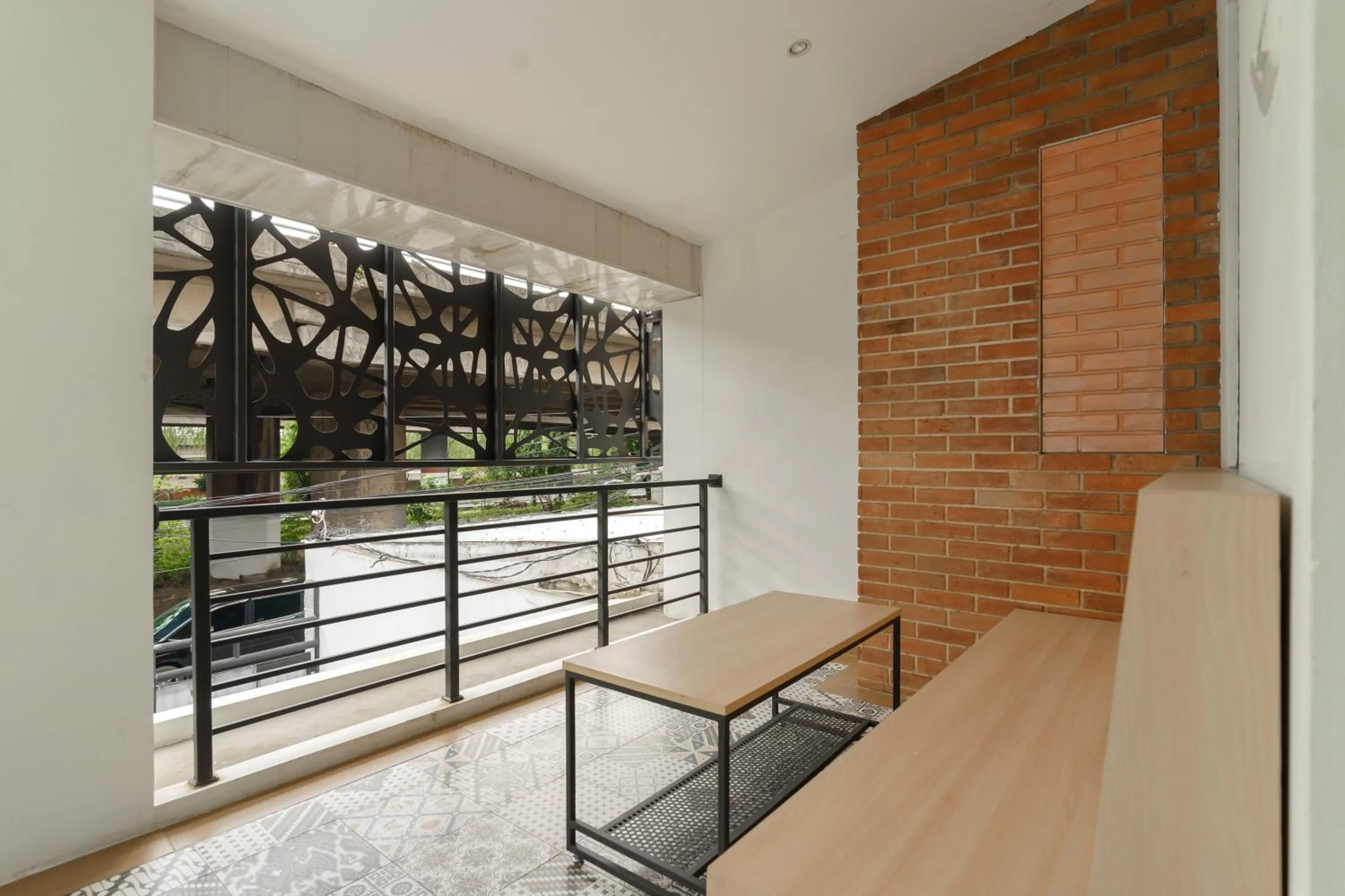 RedDoorz near Seasons City Mall 3