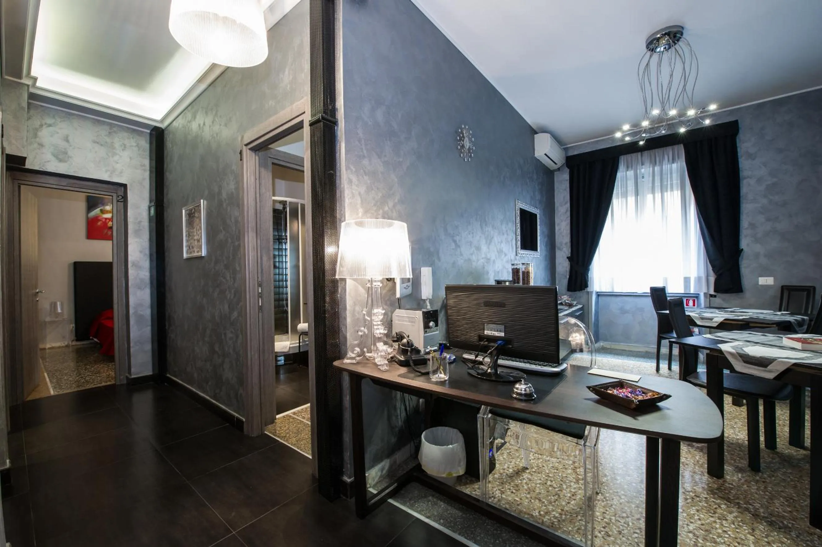 Communal lounge/ TV room in Domus Fabiola - Vaticano