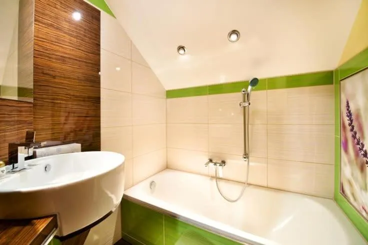 Bathroom in Revita Hotel Kocher