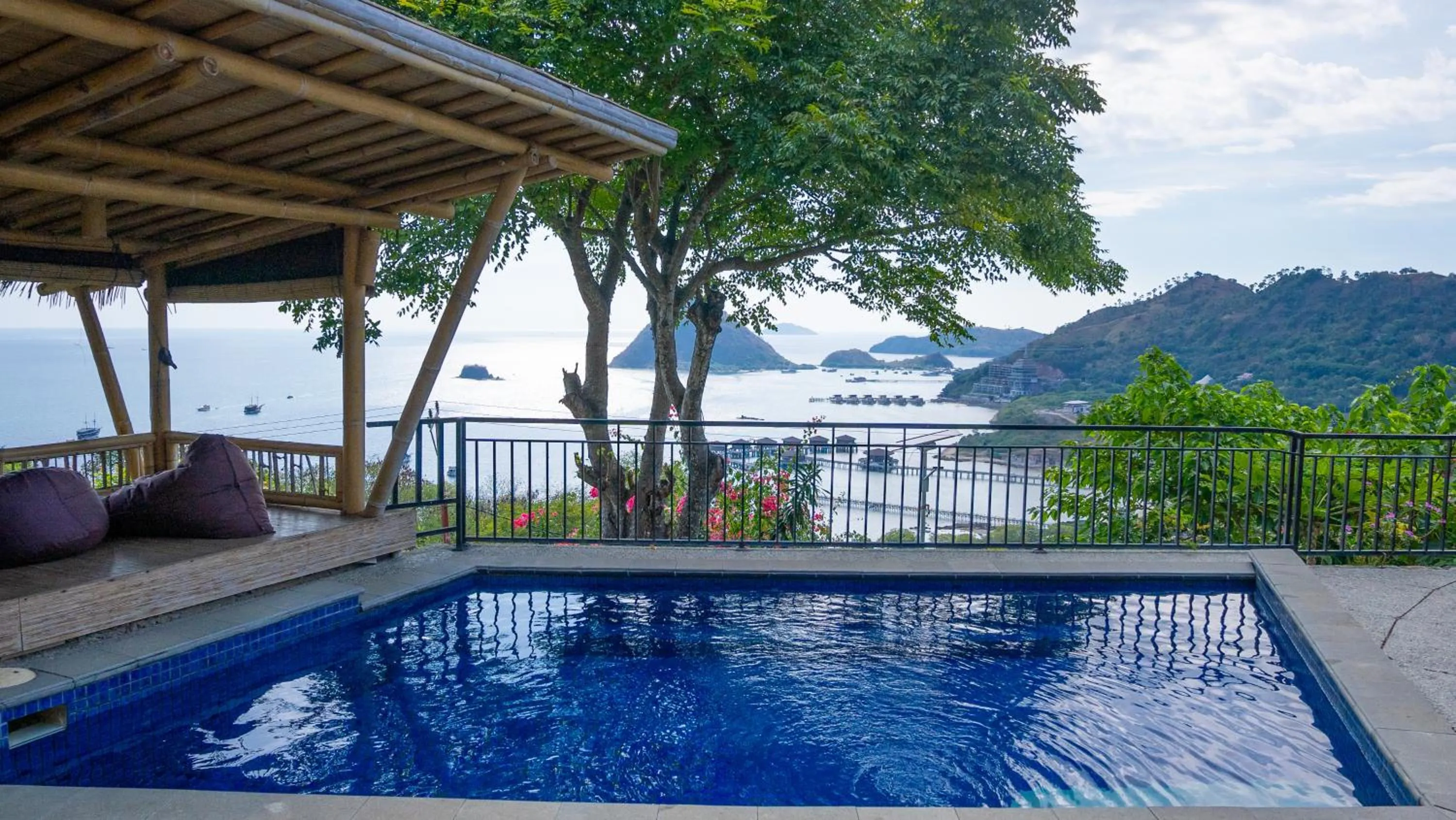 Swimming pool in Elang Hillside Bamboo Villas