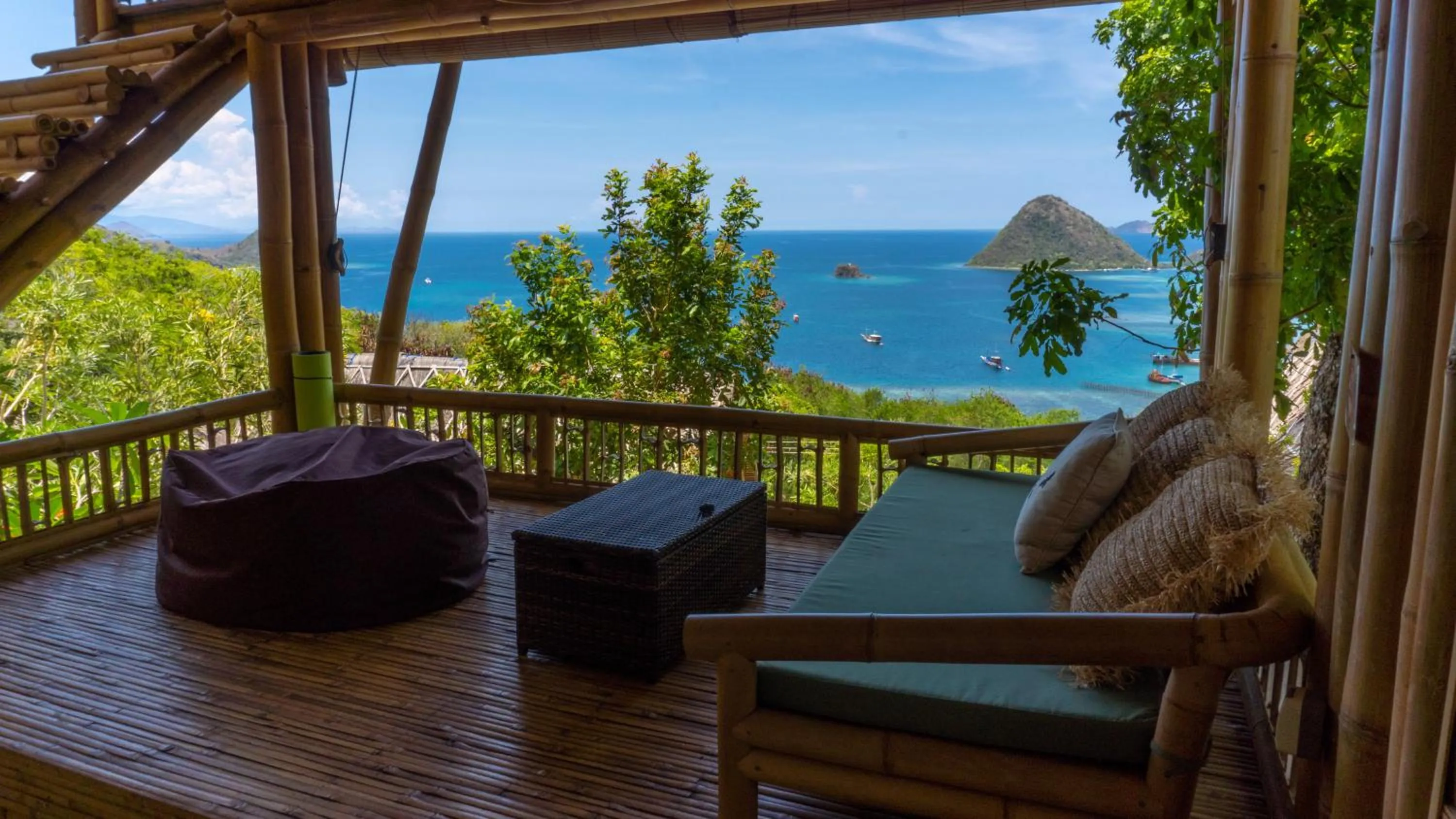 Balcony/Terrace in Elang Hillside Bamboo Villas