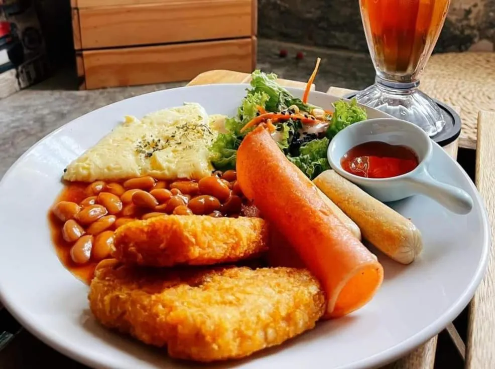 Vspace Guesthouse Capsule & Cafe