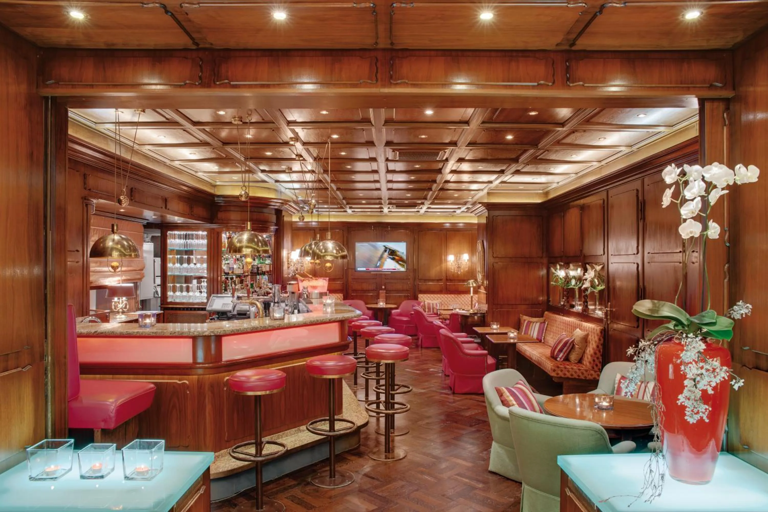 Lounge or bar in Hotel Europäischer Hof Heidelberg, Bestes Hotel Deutschlands in historischer Architektur