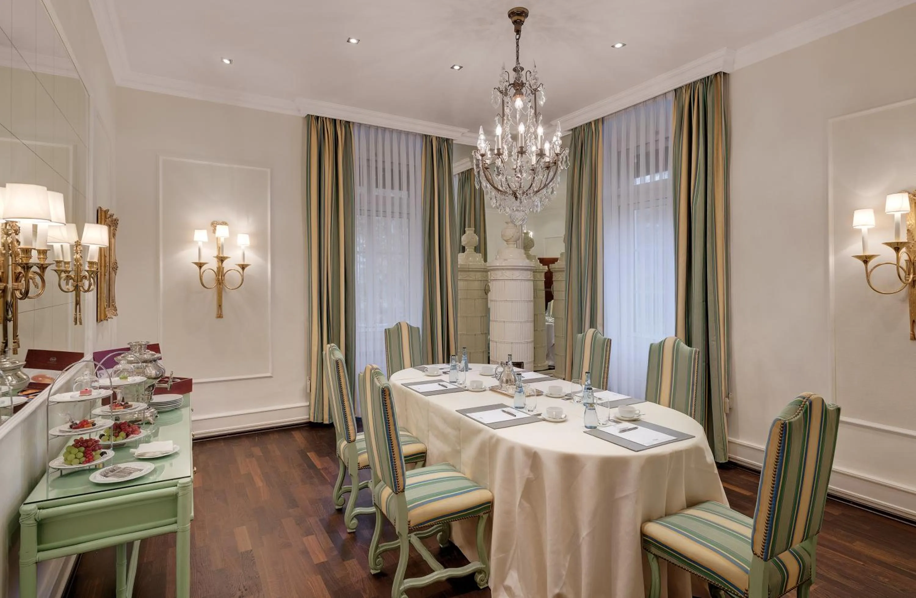 Business facilities in Hotel Europäischer Hof Heidelberg, Bestes Hotel Deutschlands in historischer Architektur